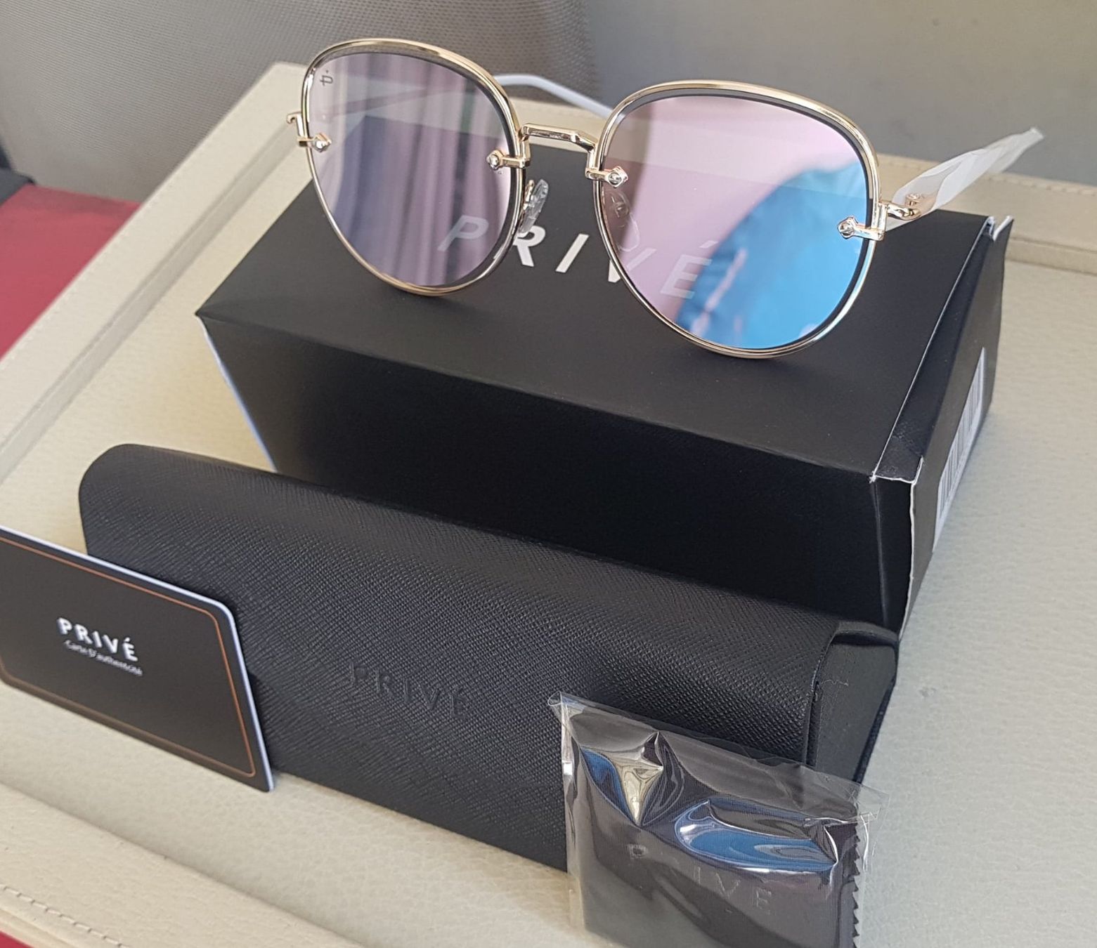 Occhiali & Lenti: Lunettes de soleil neuves – Nuovo e nell'imballaggio originale da Carouge GE venduto da Natcal22 4