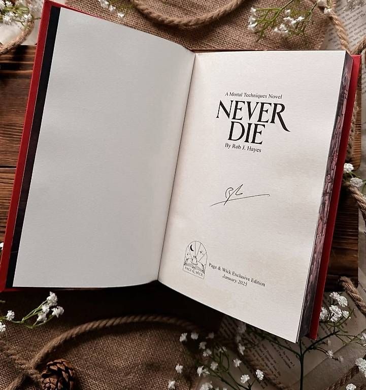 Livres: Never Die by Rob J. Hayes / Page & Wick – D'occasion à Rüschlikon par Enaiser 1