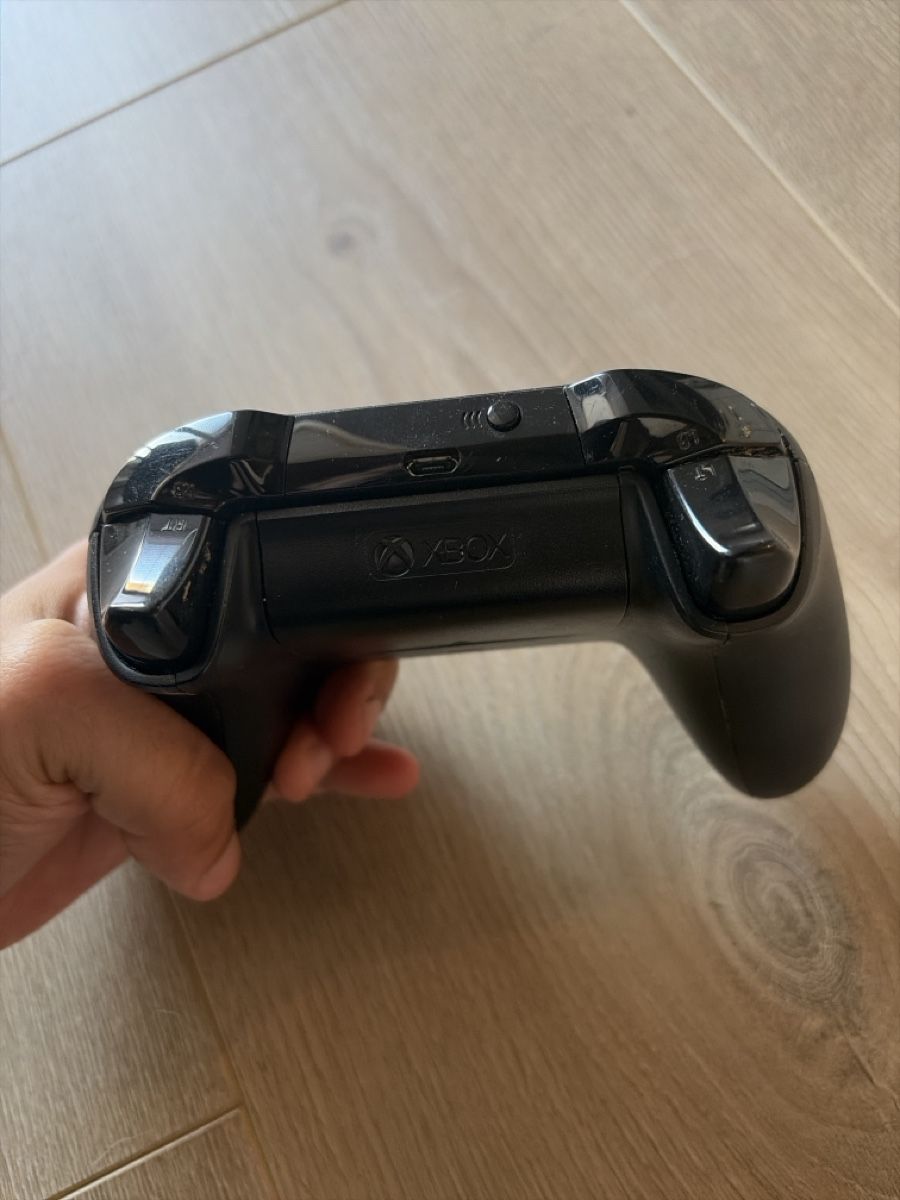 Manettes: Xbox Controller – D'occasion à Rorschach par MiguelGarcia 1