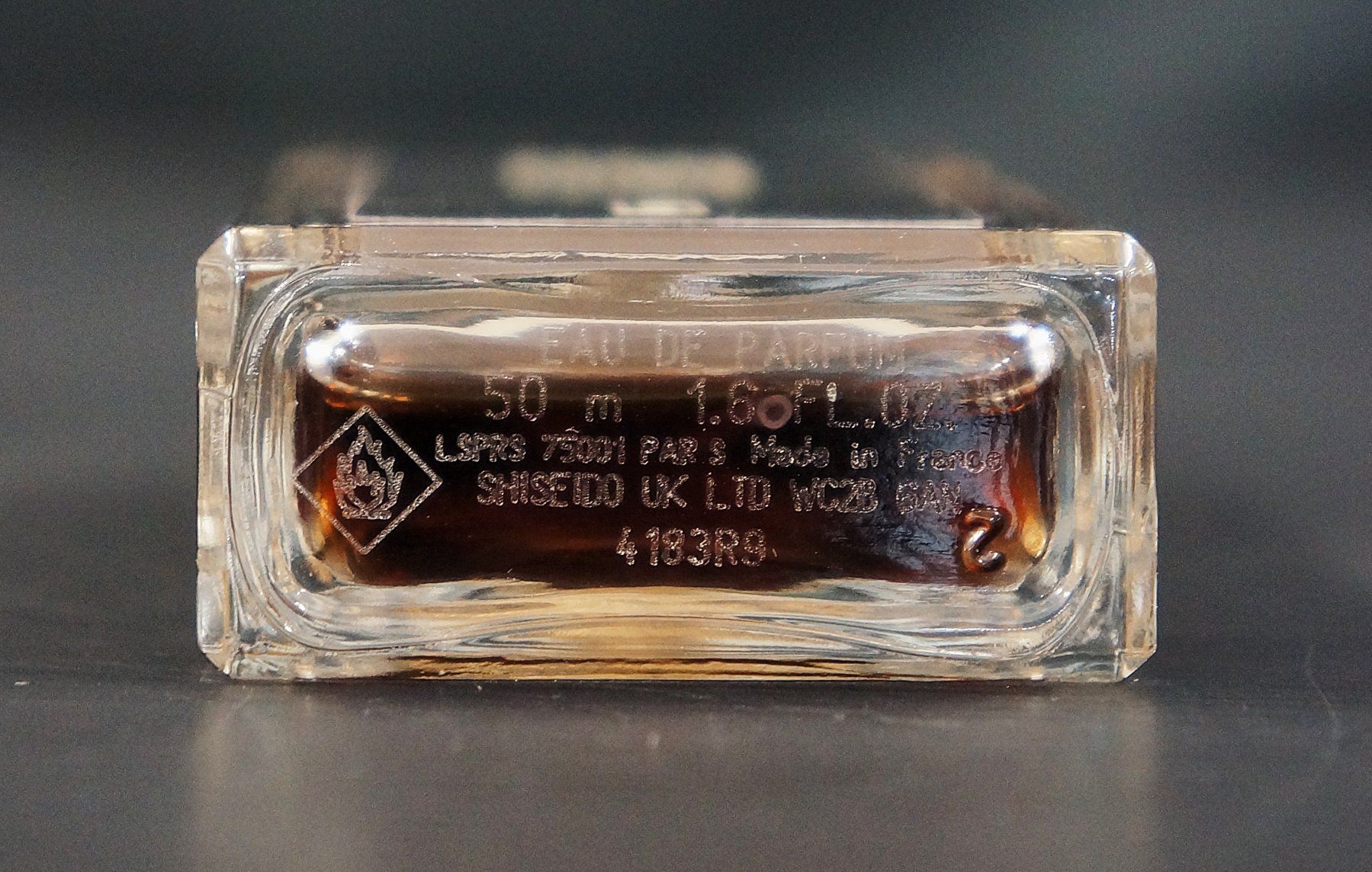 Serge Lutens Parfums & Eau de Toilette: Serge Lutens Parfüm – D'occasion à Basel par bk_brockibasel 2