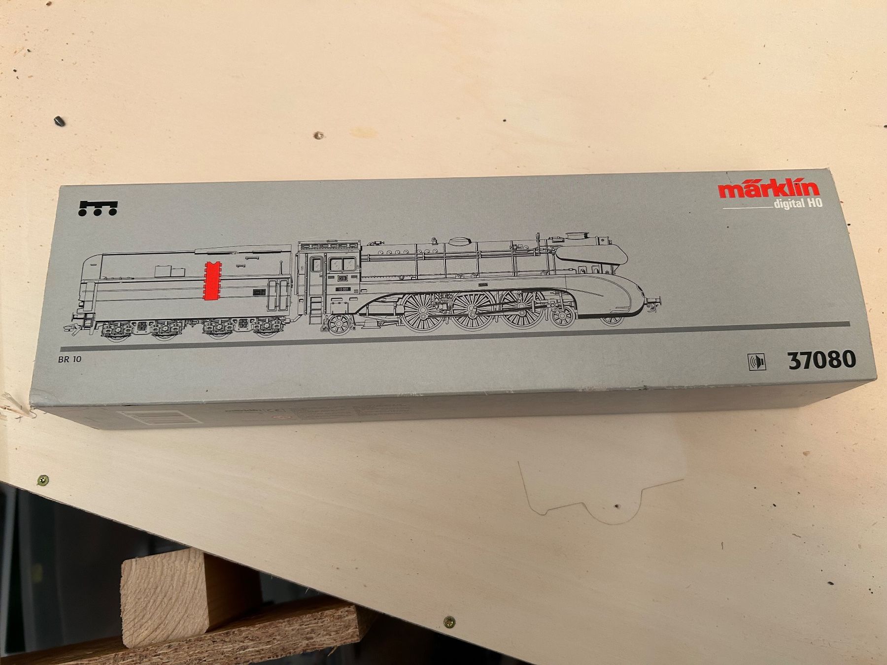 Märklin Modellini di ferrovie: Dampflok BR 10 Märklin 37080 – Usato da Aesch (Neftenbach) venduto da klaibovski 3