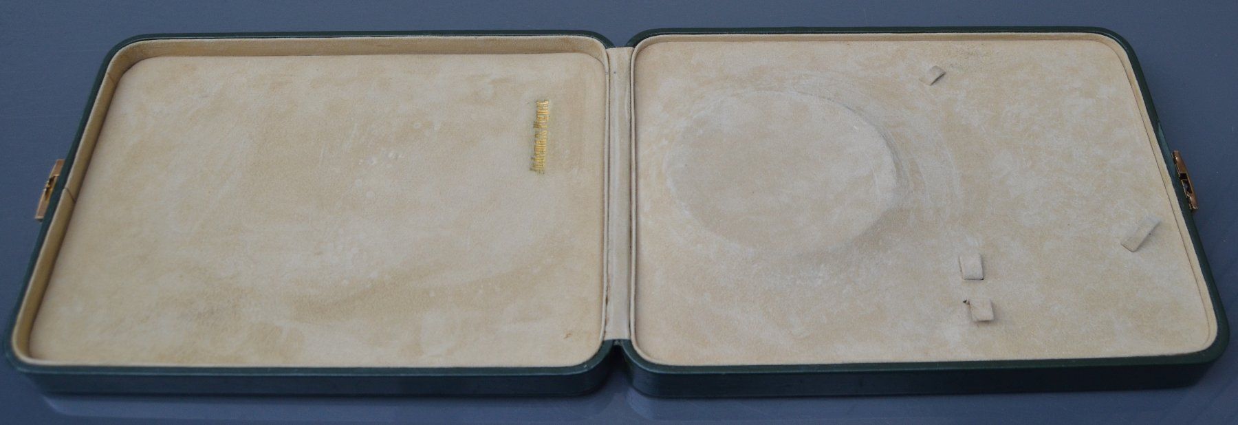 Audemars Piguet Portagioie: Audemars Piguet Schmuckkästchen / boîte à bijoux – Usato da Collonges venduto da arashee 4