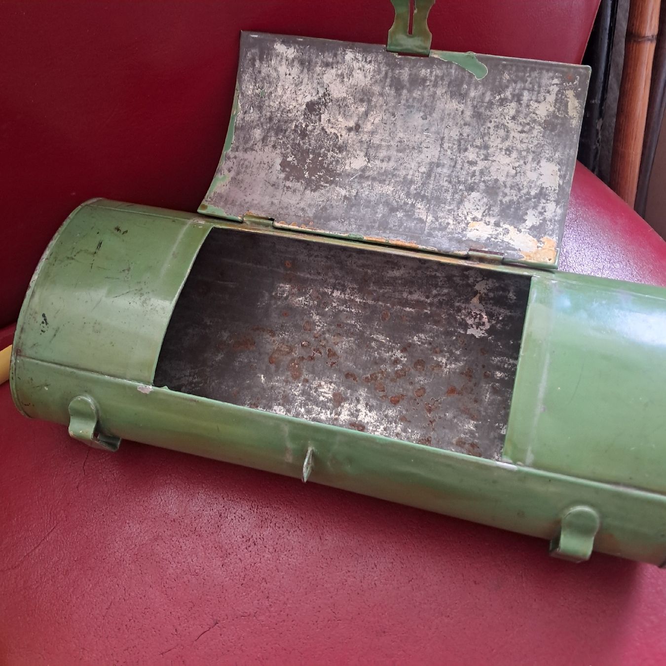Altro in Decorazioni & Accessori: Grüne Vintage Blechdose mit Bild, ideal als Deko! – Usato da Dietikon venduto da una_y6wy 3