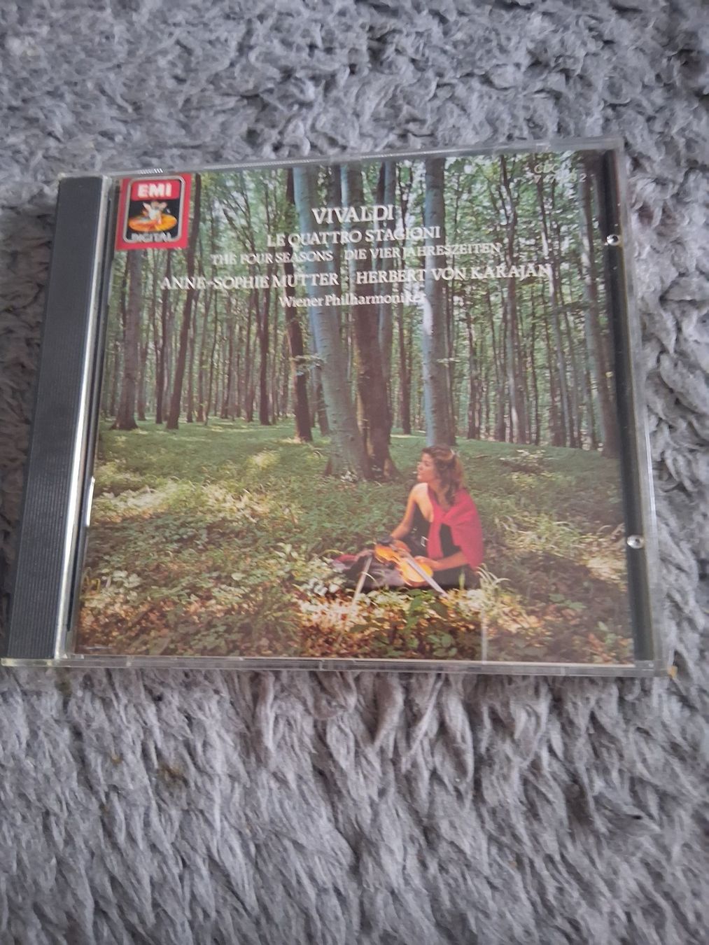 CD: VIVALDI    THE FOUR SEASONS   ANNE -SOPHIE MUTTER     CD – Usato da Wetzikon ZH venduto da Ramones01
