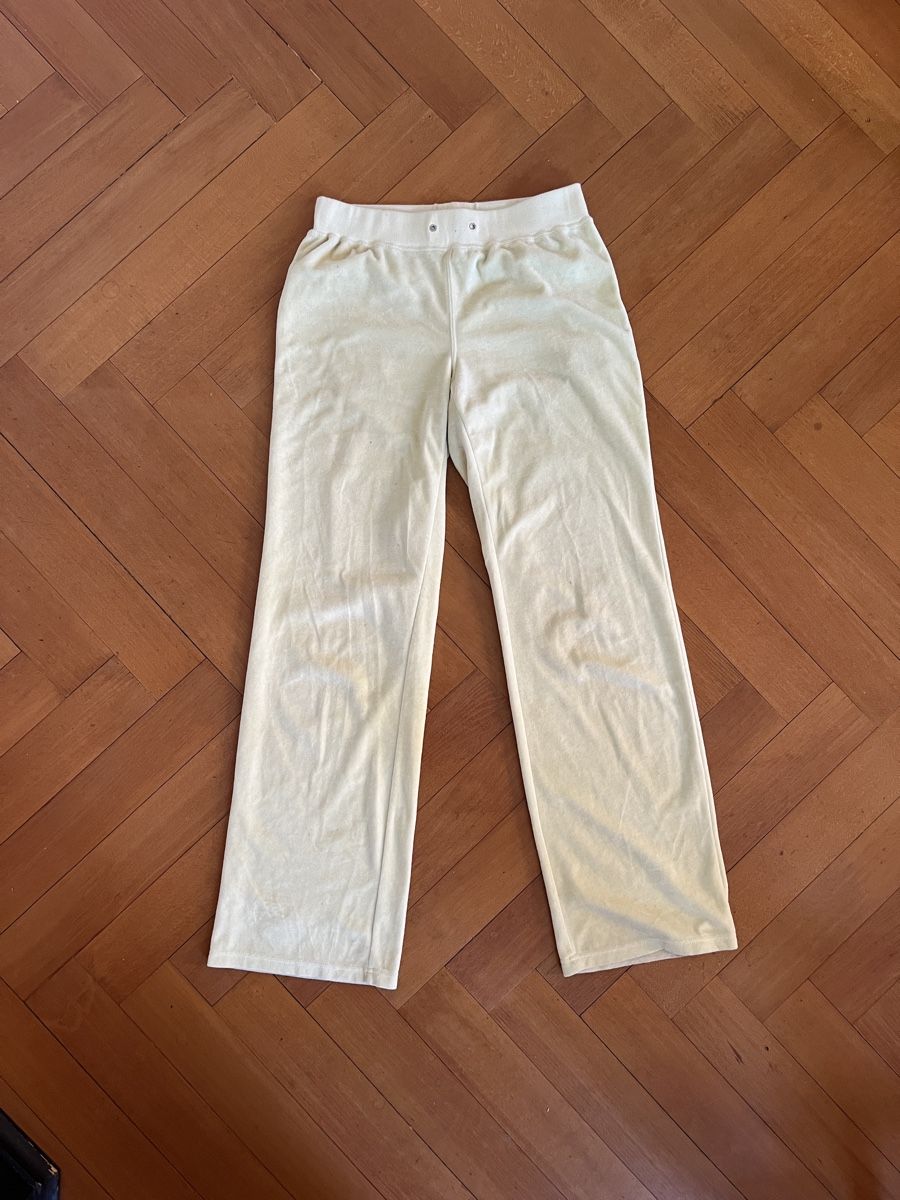 Hosen: Y2k Style Samthose hellgelb, Grösse M – Gebraucht aus Bern von sosophie 3