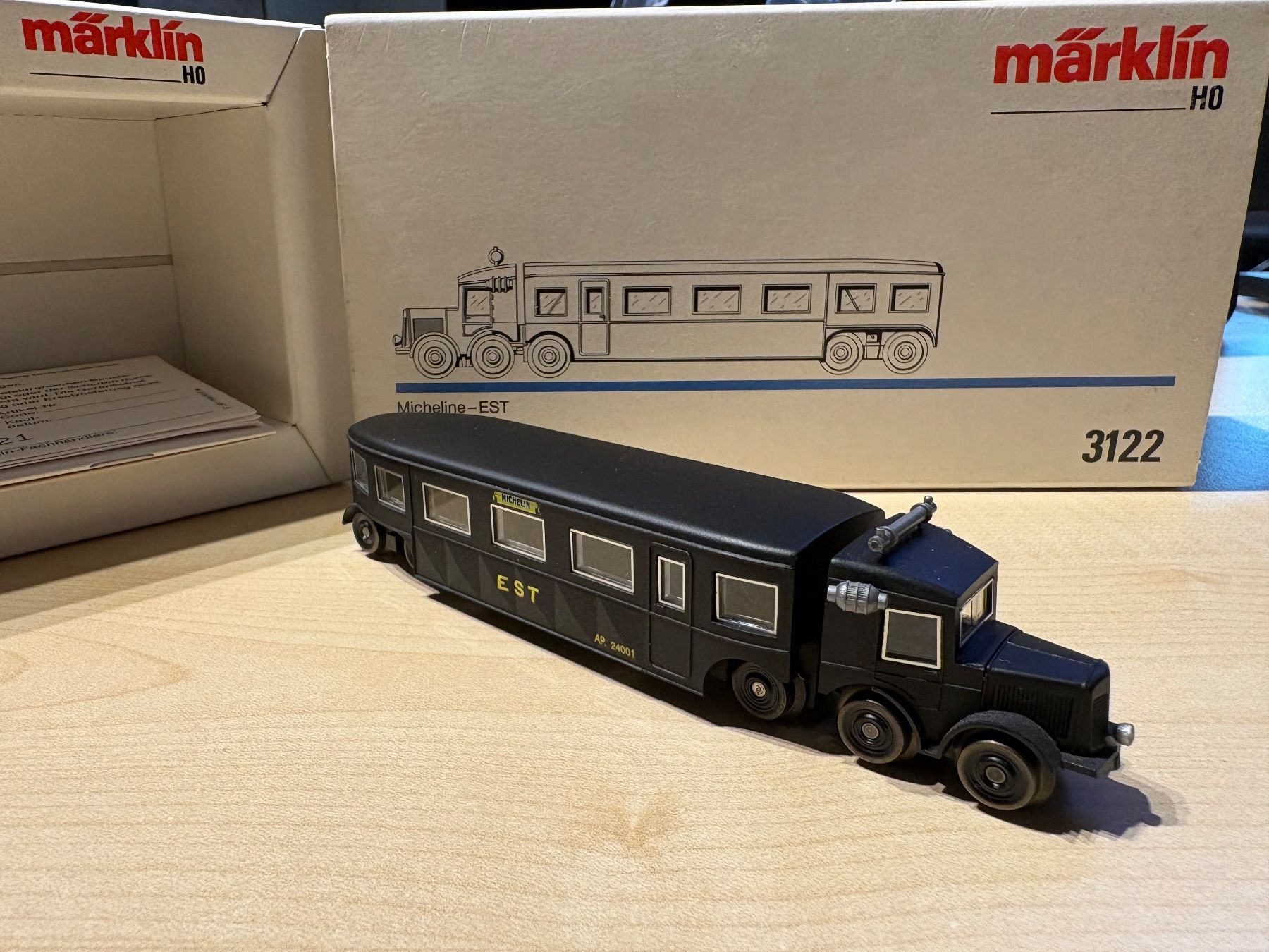 Märklin Modelleisenbahnen: Maerklin 3122 Micheline-Est – Neu und originalverpackt aus Corcelles Payerne von Pierre66