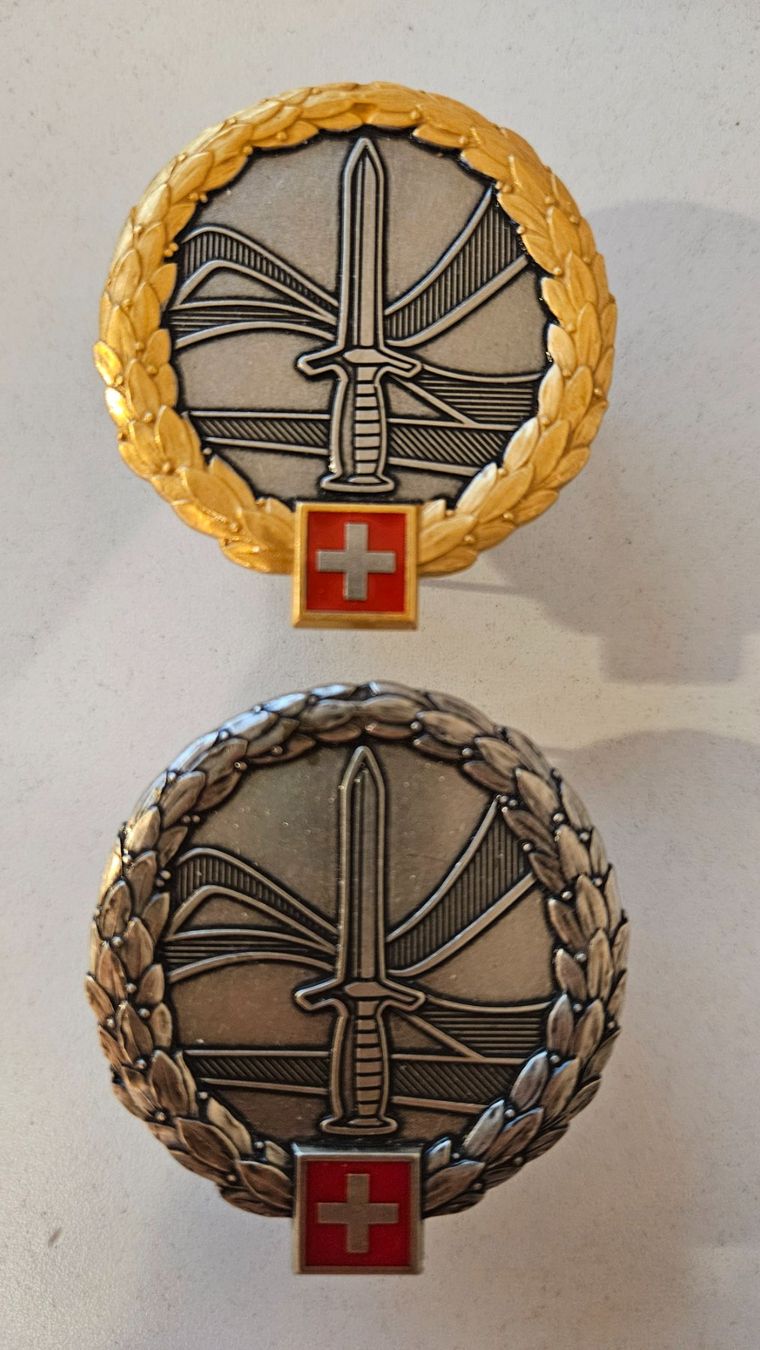 Armée suisse Plaquettes & Badges: Peret Emblem Schweizer Armee – Neuf (Voir description) à Urdorf par reg_q6nr