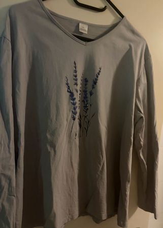 Schönes Lavendel Shirt 4XL, 1x getragen