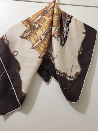 Foulard femme Antoine voilier maritime beige marron soie