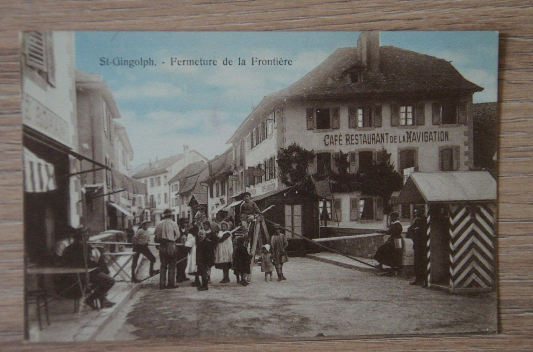 Ansichtskarten: St.-Gingolph - Fermeture de la Frontière - ca. 1914 – Gebraucht aus St. Margrethen SG von maege07