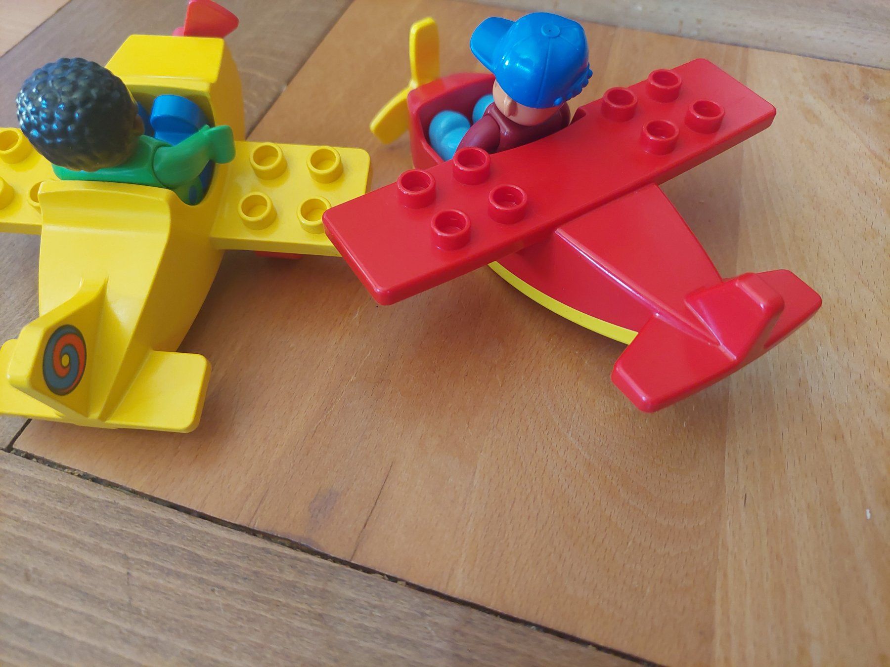 Lego Giocattoli: Lego Duplo 2-er-Set Flieger – Usato da Beckenried venduto da Havacola 5
