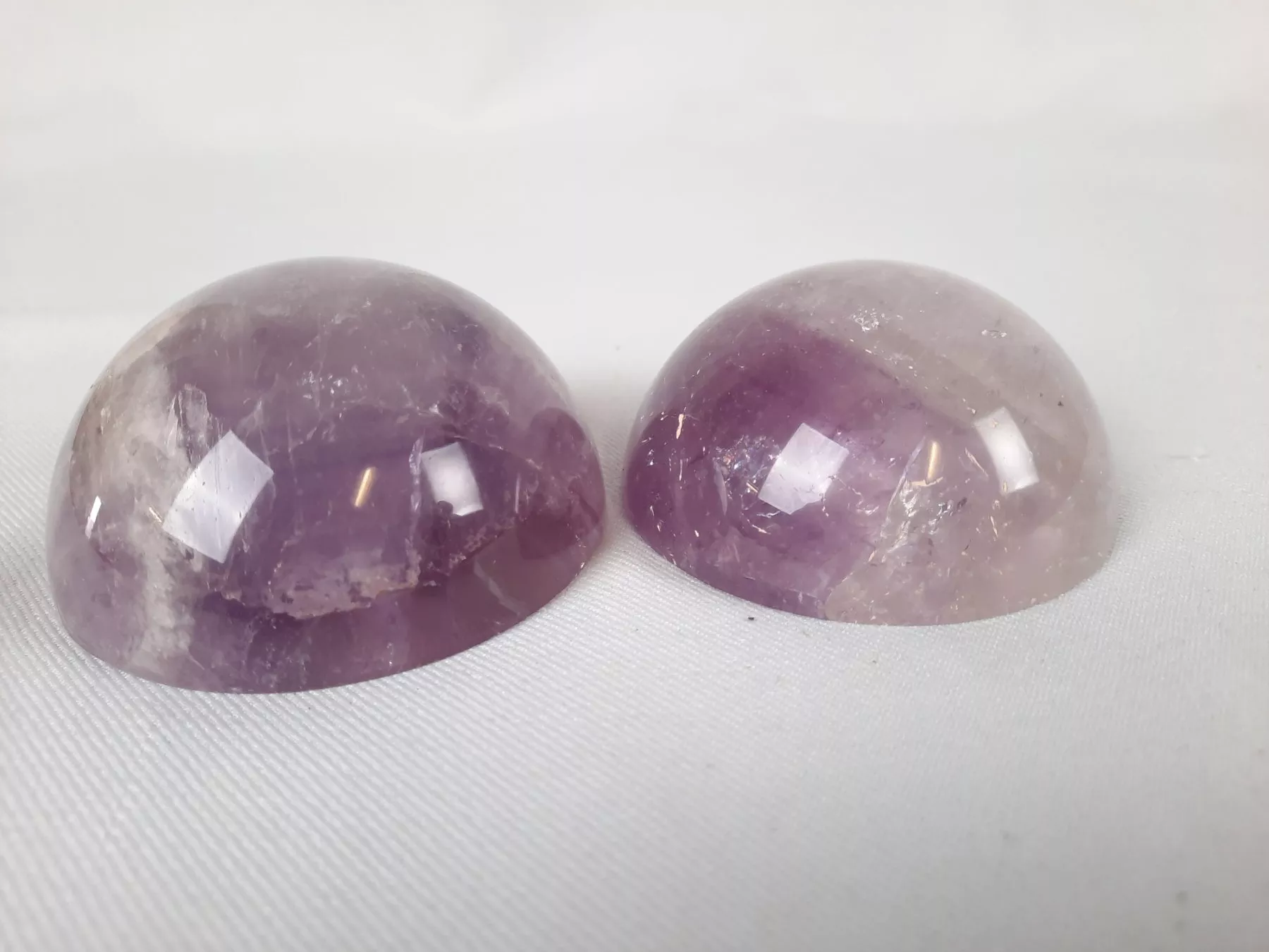Minerali & Pietre curative: 2 Amethyst Halbkugeln – Usato da Beinwil am See venduto da Restwert_Beinwil