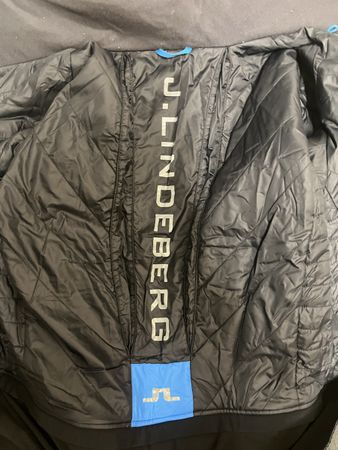 J. Lindeberg Skijacke Herren schwarz Grösse M guter Zustand
