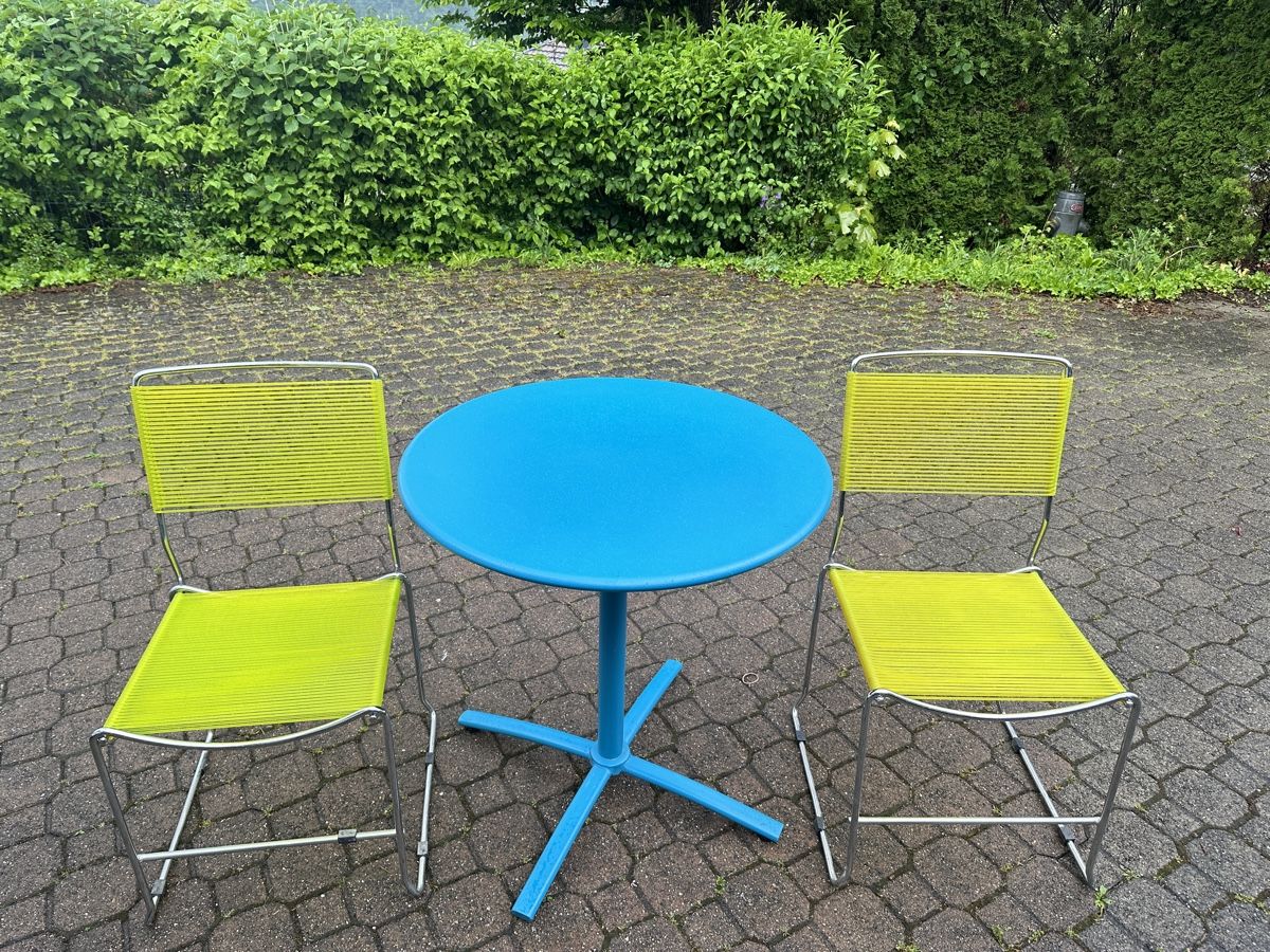 Tische: Blauer Gartentisch, Metall, – Gebraucht aus Aarburg von Schatzaffe 1