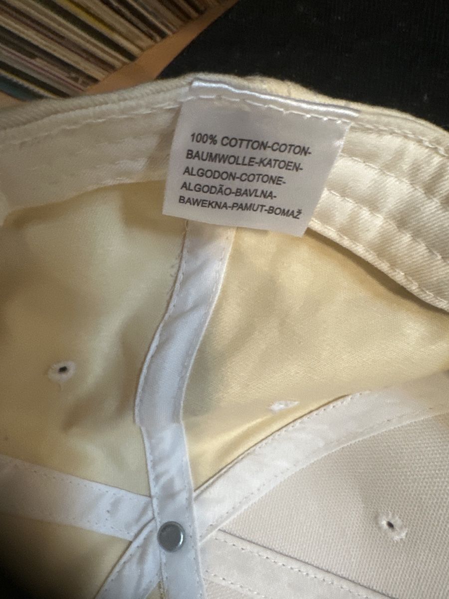 Sonstige Kleidung & Accessoires: Stylische NY Cap - Neuwertig – Gebraucht aus Dübendorf von chi_cgv6 1