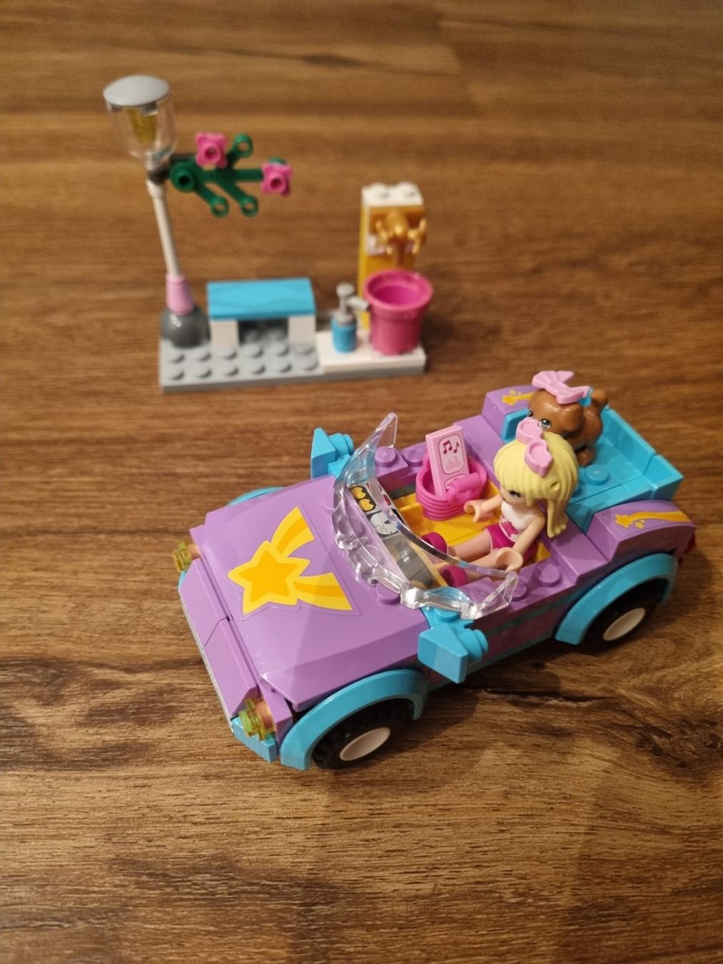 Lego Baukästen: Lego Friends 3183 Stephanies Wagen – Gebraucht aus Niederglatt ZH von s_trio