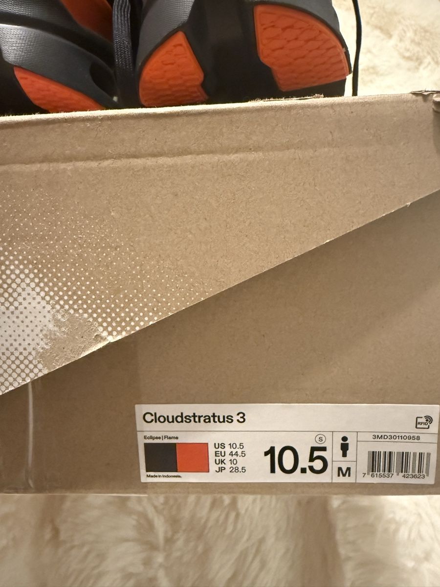 On Scarpe da uomo: Chaussures de running On Cloud noires et orange, taille 44.5 – Nuovo e nell'imballaggio originale da Monthey venduto da Joseph-29 4