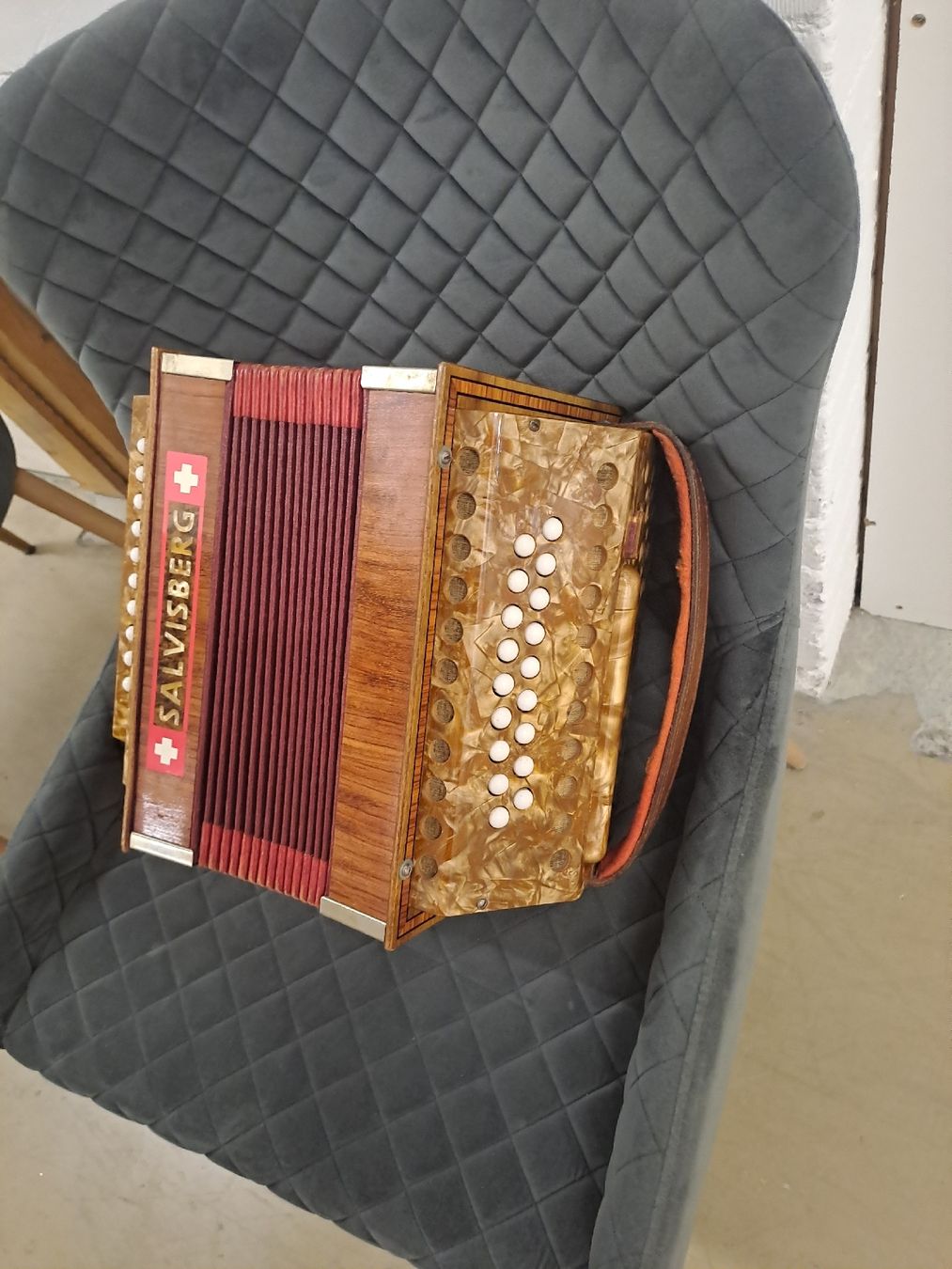 Strumenti musicali: salvisberg orgeli ton B – Usato da Villeneuve venduto da BibiVintage 2