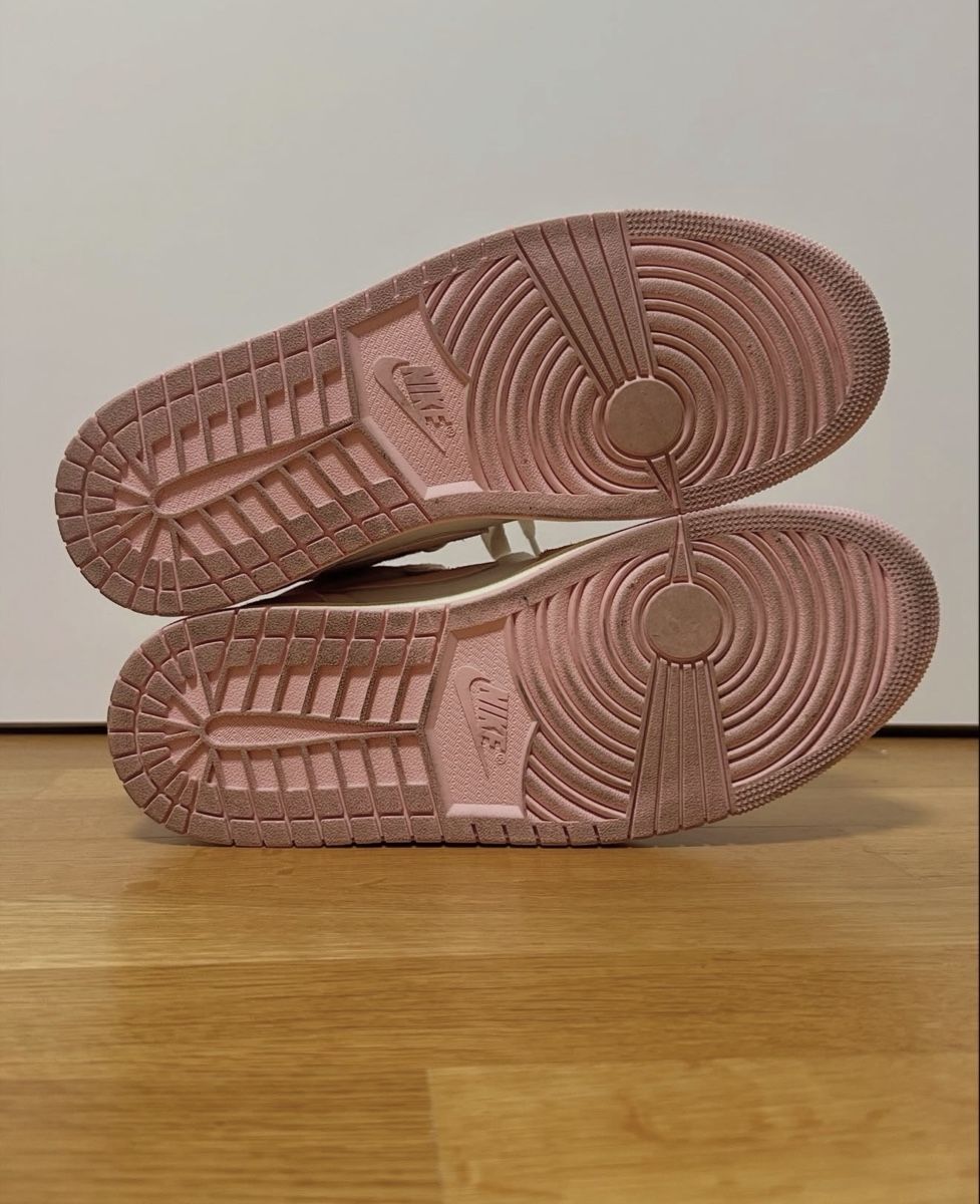 Jordan Scarpe da uomo: Jordan 1 High "Washed Pink" – Usato da Basel venduto da Kevinbuckcards 3
