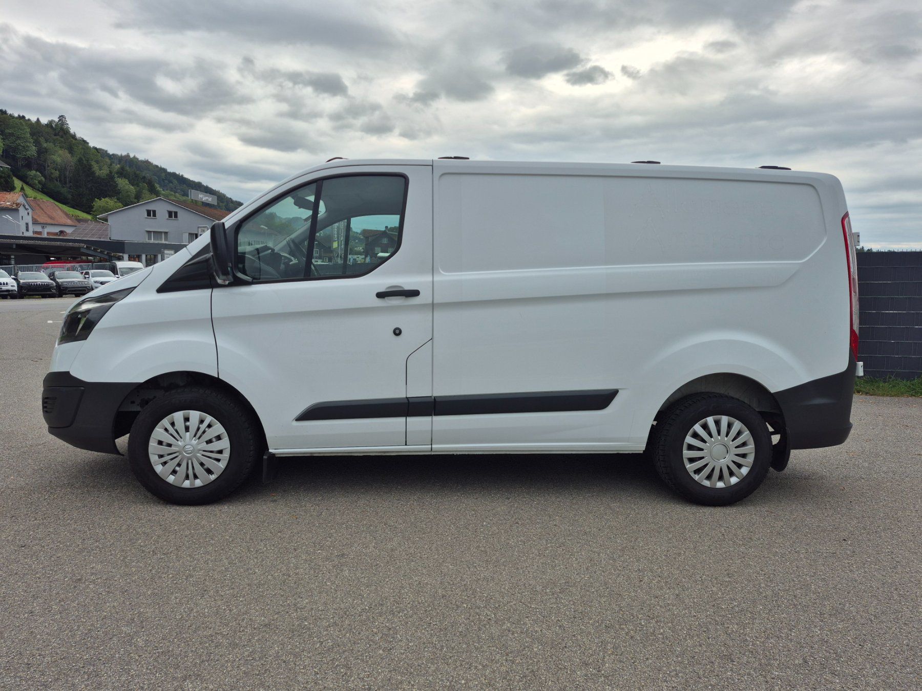 Ford Veicoli commerciali: Ford Transit Custom 2.2 – Usato da St. Margrethen venduto da Autozentrum1 2