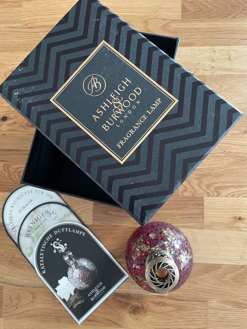 Spray per ambienti: ASHLEIGH BURWOOD Duftlampe – Usato da Bronschhofen venduto da Sommernacht03 2