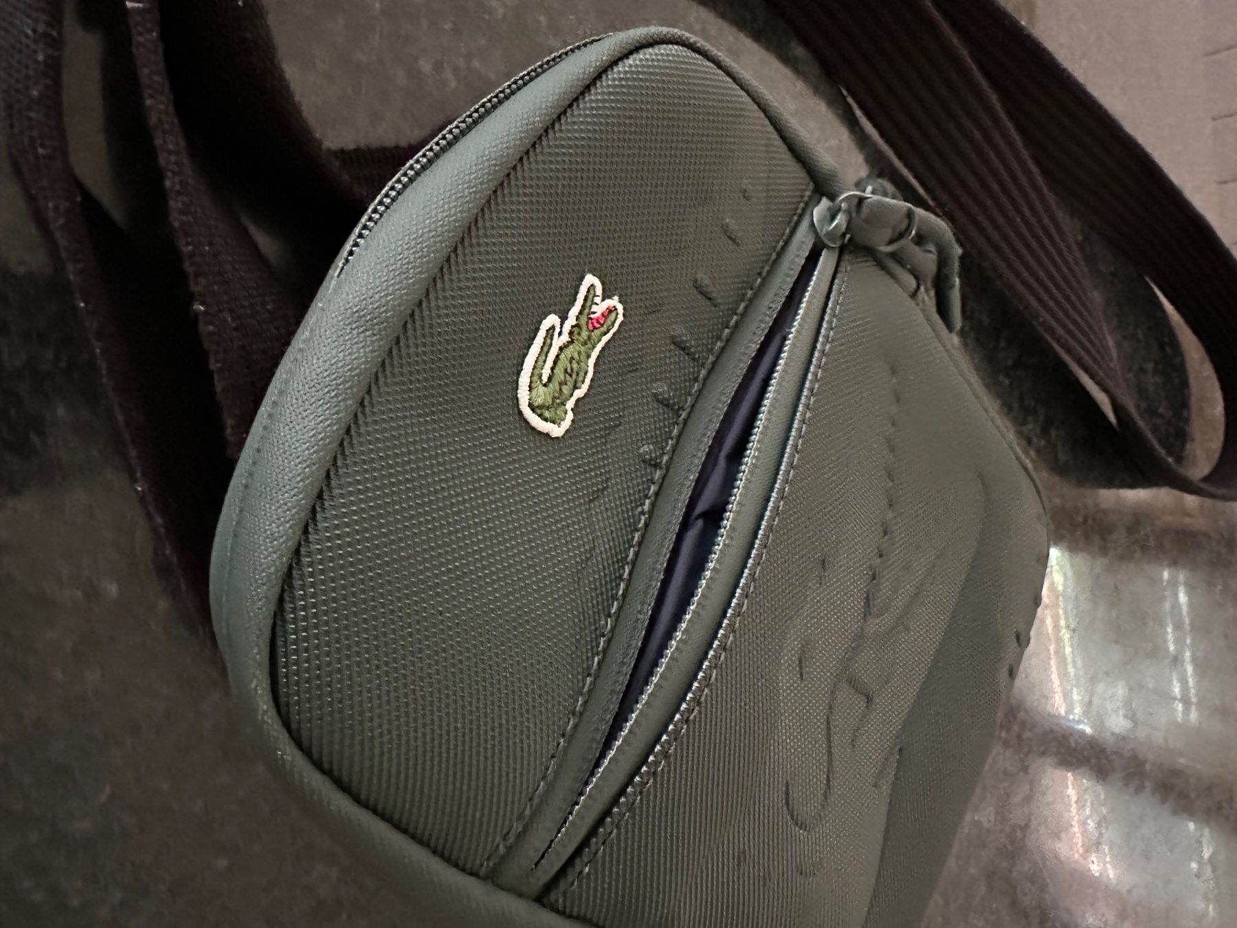 Lacoste Sonstige Kleidung & Accessoires: 🎉 Borsello a tracolla Lacoste ✨ – Gebraucht aus Sementina von Simo.Auto 1