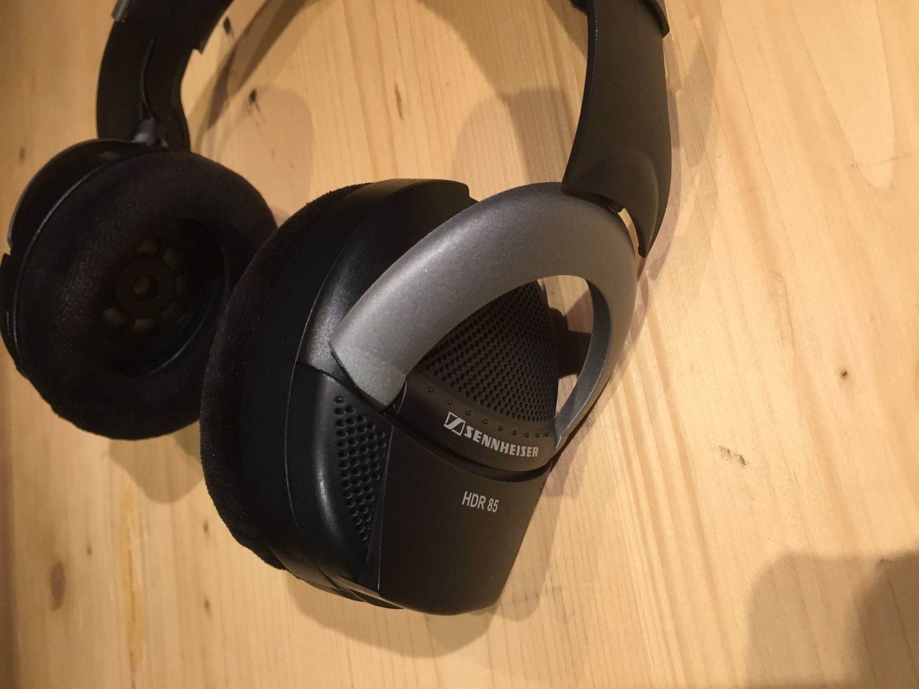 Sennheiser Cuffie: Sennheiser HDR 85 – Usato da Würenlingen venduto da Schneiderhifi