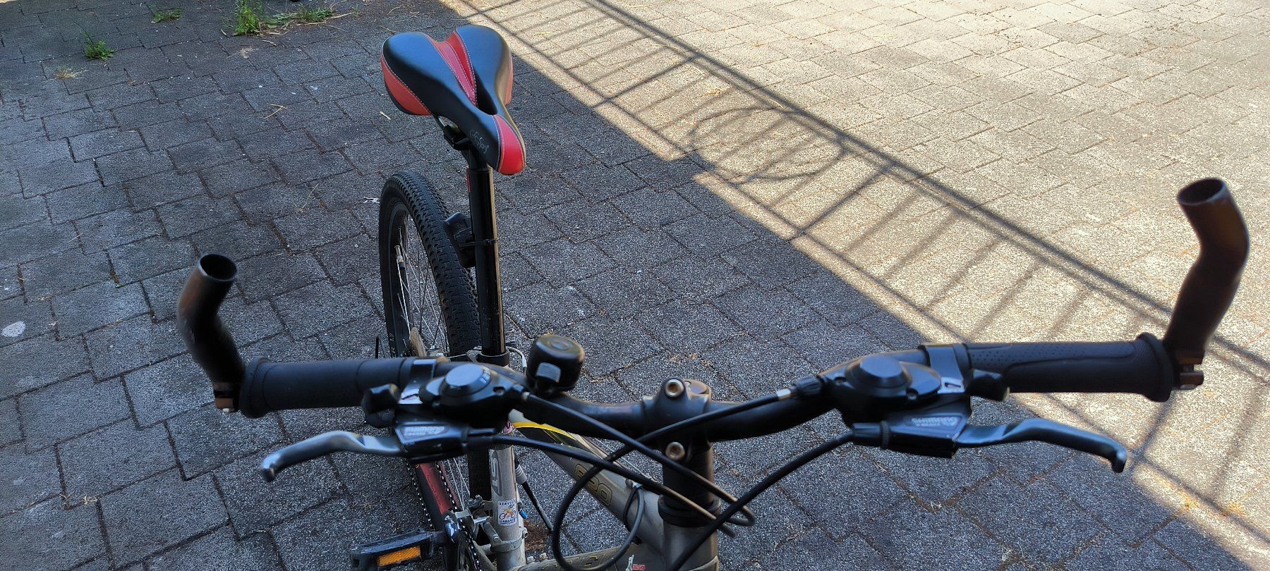 Velos: Einsteiger-Mountainbike   13" Stahlrahmen – Gebraucht aus Hellikon von Olbee 3