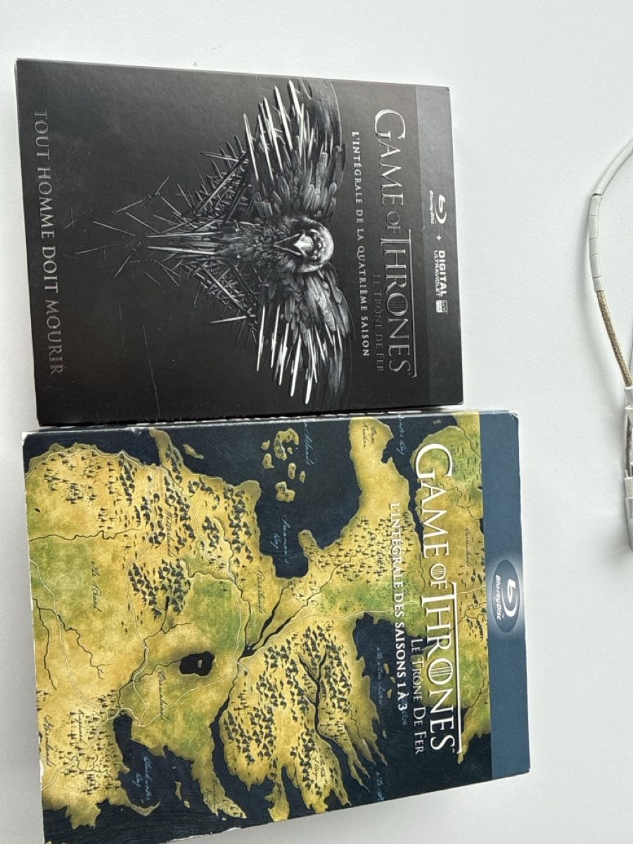 Tutti i DVDs: Game of Thrones Seasons 1-4 Blu-ray Box Set – Usato da Zürich venduto da nad_s27g