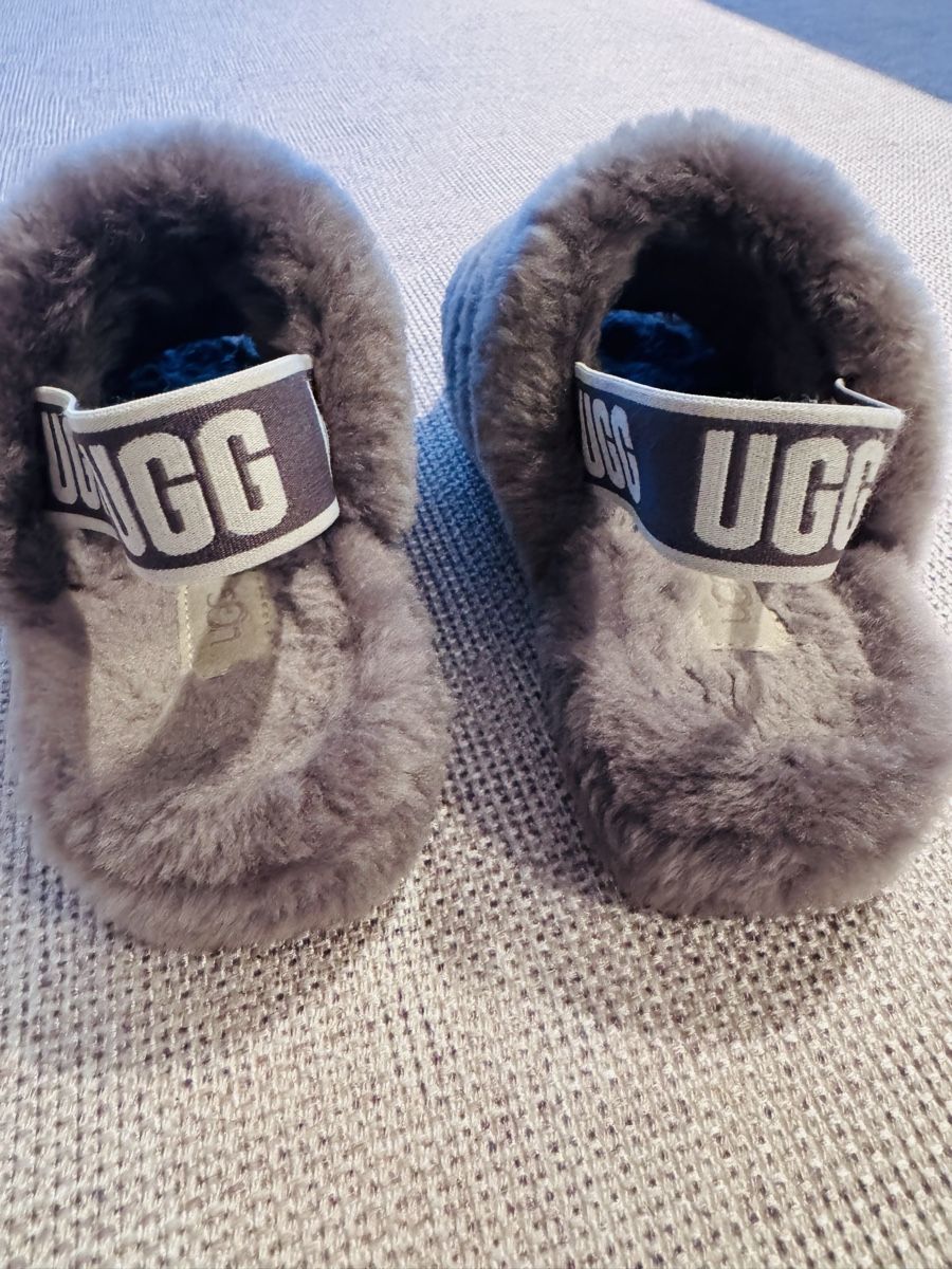 Ugg Chaussures femmes: Ugg shoes – D'occasion à Zürich par agi_j875 2