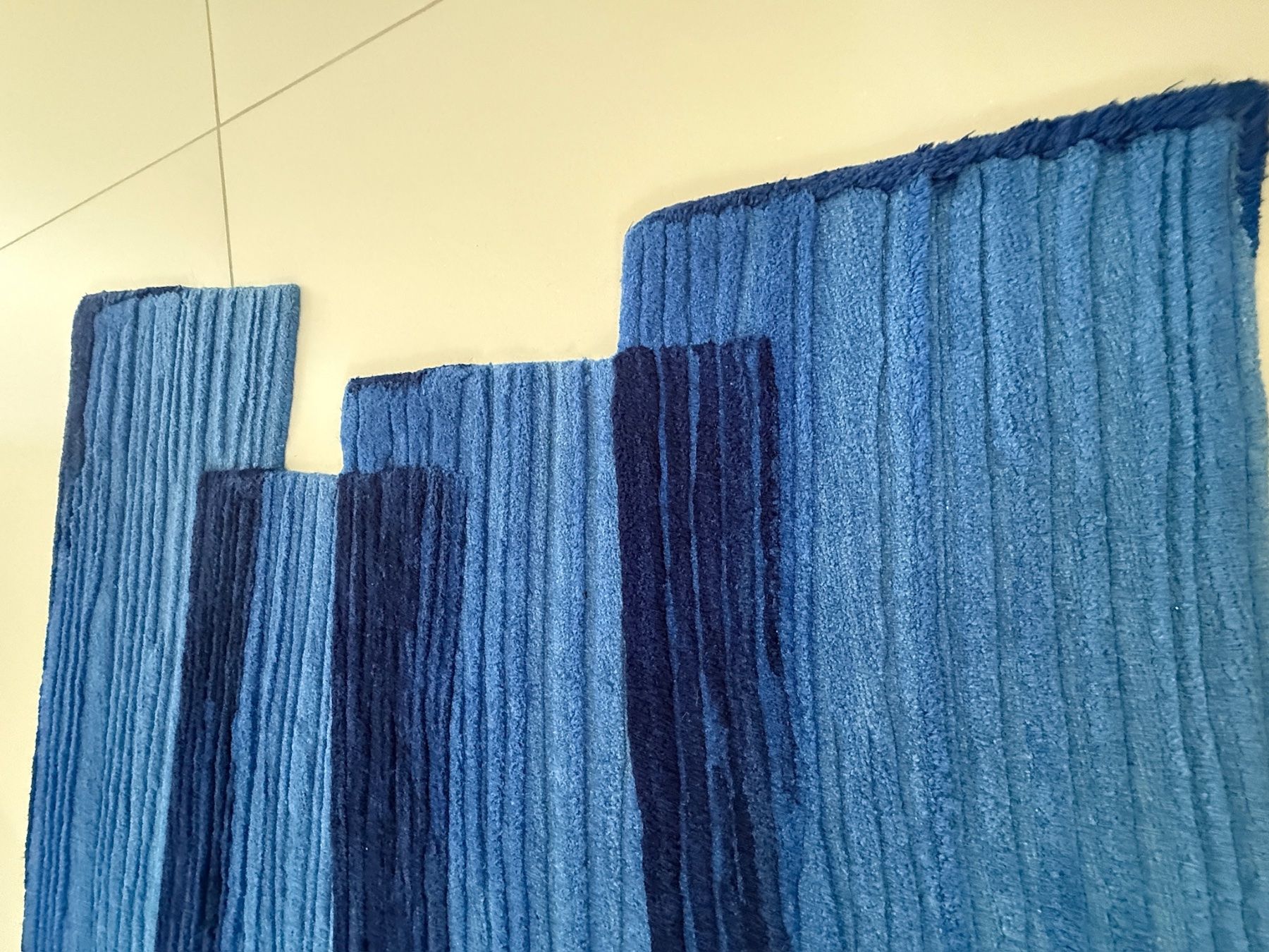 Teppiche: Design Teppich „Stroke“ von CC Tapis – Neu (gemäss Beschreibung) aus Wangen SZ von case690 4