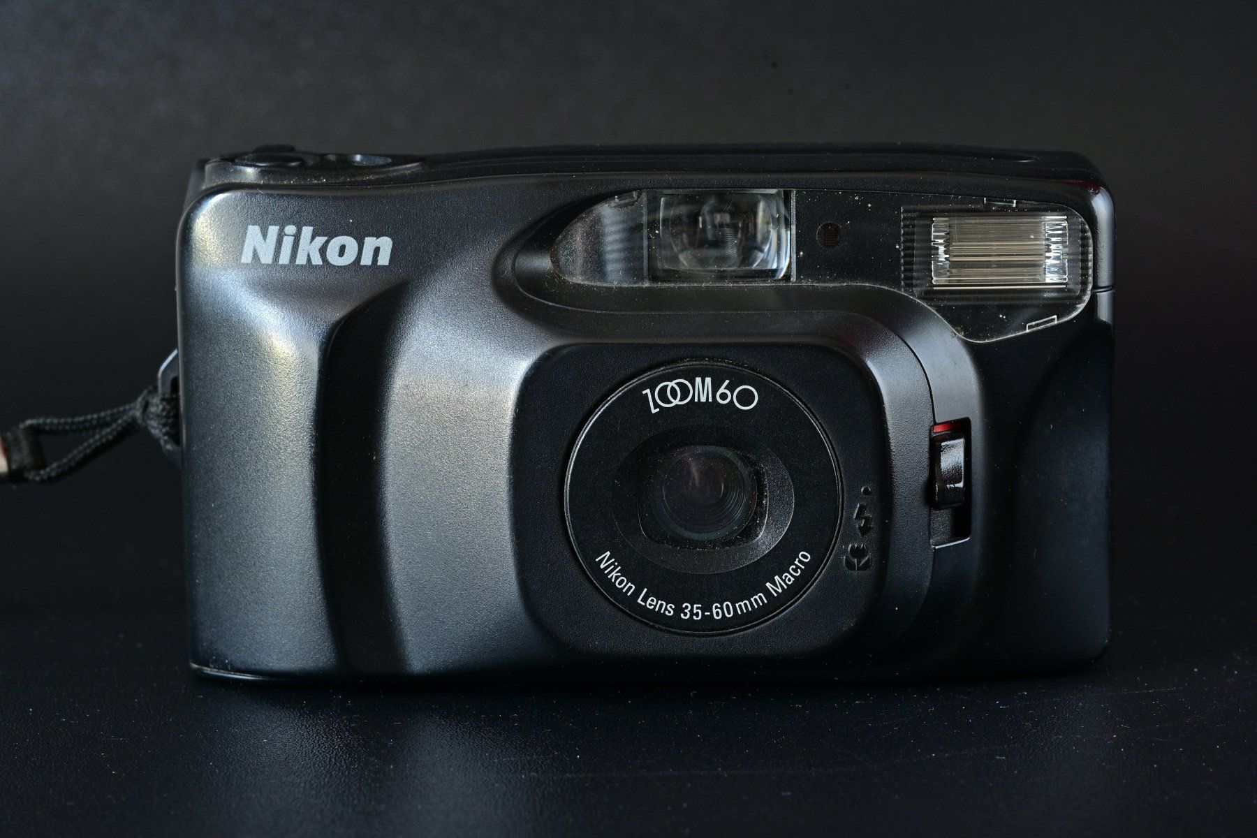 Nikon Fotocamera: Nikon Zoom 60 – Usato da Fleurier venduto da im_ghl