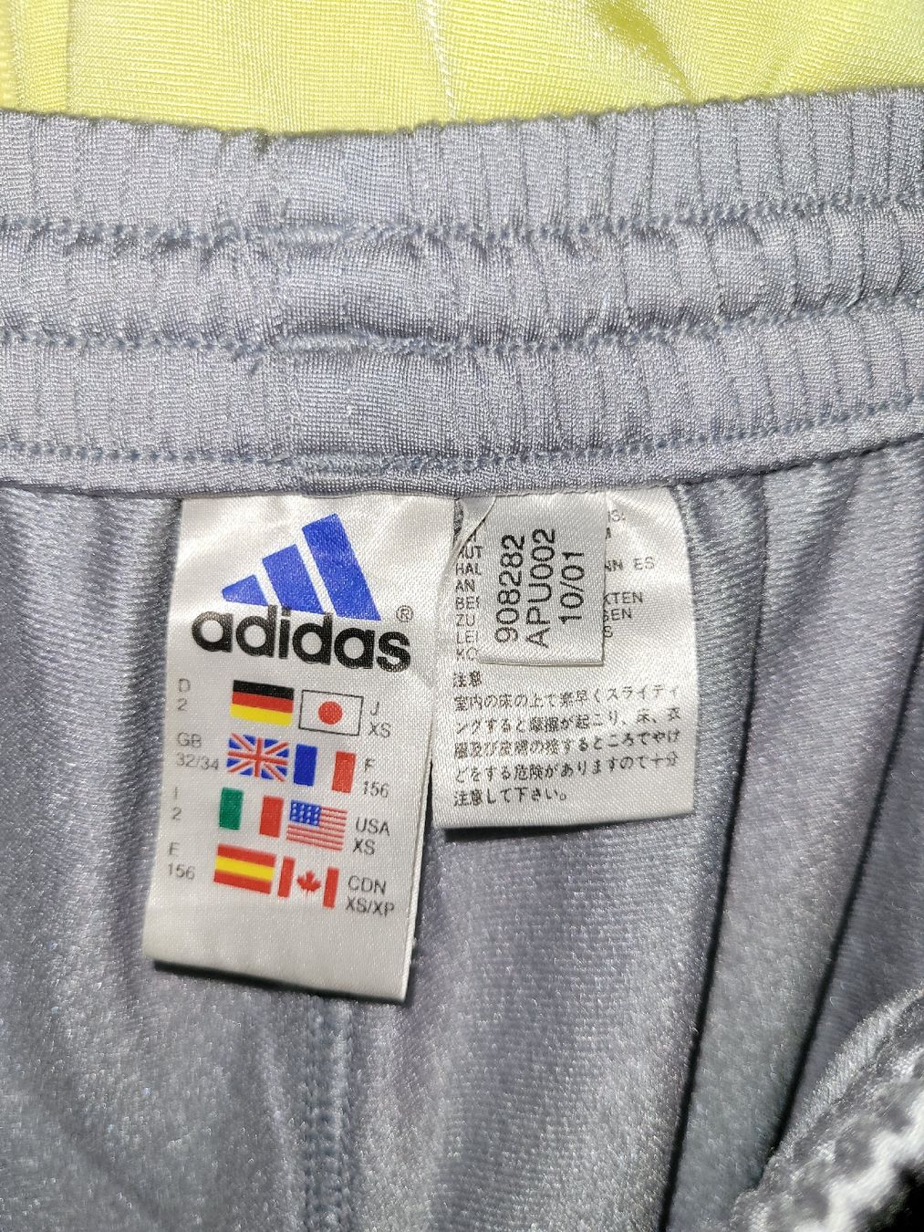 Adidas Completi: 2000s Adidas Trainingsanzug Gelb/Grau, Grösse L – Nuovo (secondo la descrizione) da Solothurn venduto da tingel_t 4