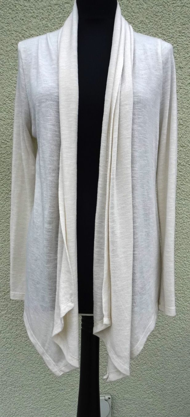 Esprit Giacche: Strickjacke Esprit creme Gr 38 lang dünn – Usato da Winterthur venduto da blumeblau77
