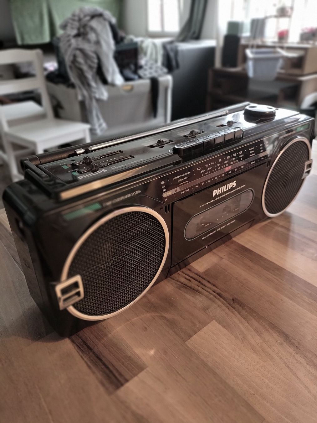 Philips Radio: PHILIPS , D  8174 – Usato da Bauma venduto da WILLI79DANIEL