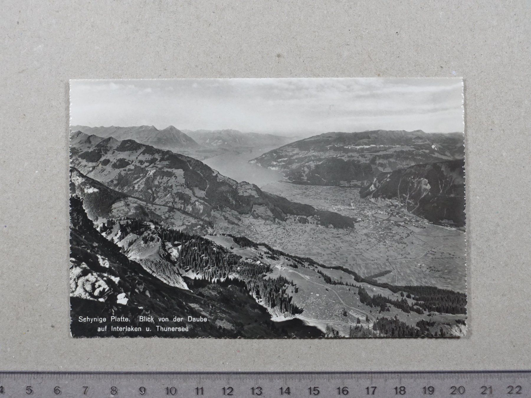 Cartoline postali: Schynige Platte, Daube, Interlaken, Thunersee – Usato da Lenzburg venduto da fh1