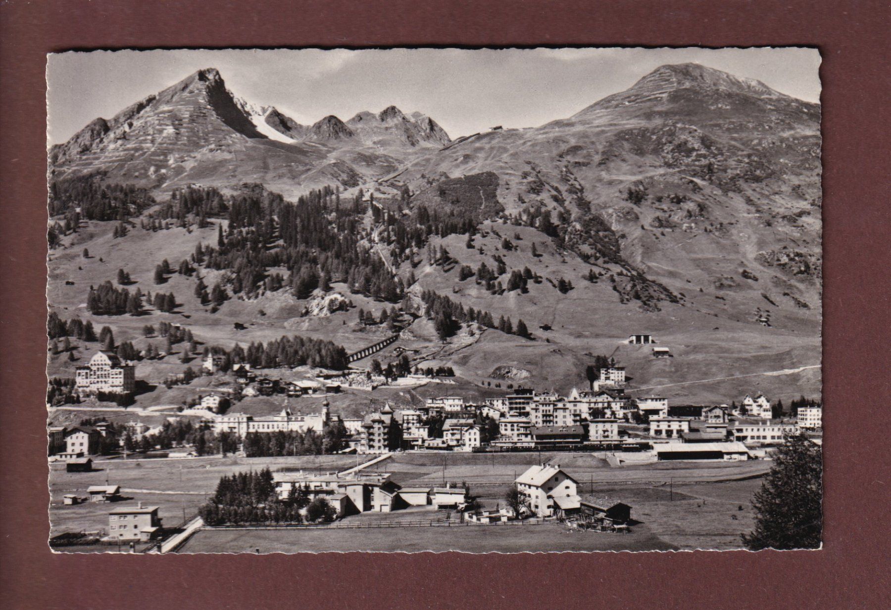 Cartoline postali: DAVOS-DORF - Parsennbahn – Usato da Pully venduto da nicecards