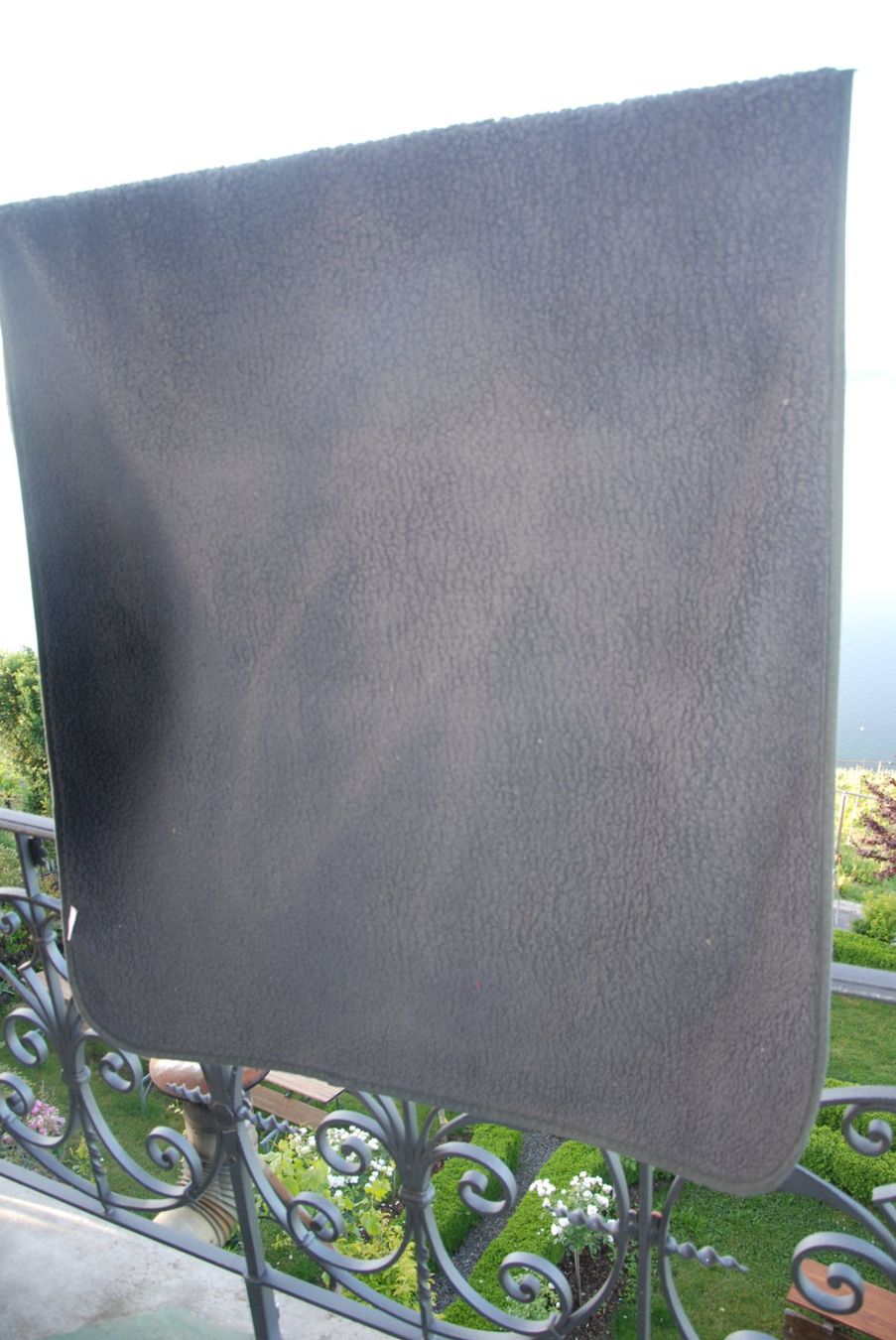 Coperte: Hunde- / Katzendecke, Fleece, Schwarz – Usato da Twann venduto da Theo990