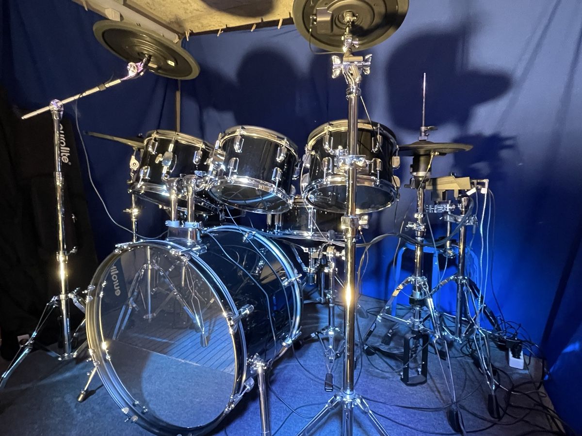 Strumenti musicali: Zu verkaufen E Drums – Usato da Chézard St-Martin venduto da Pops13 3