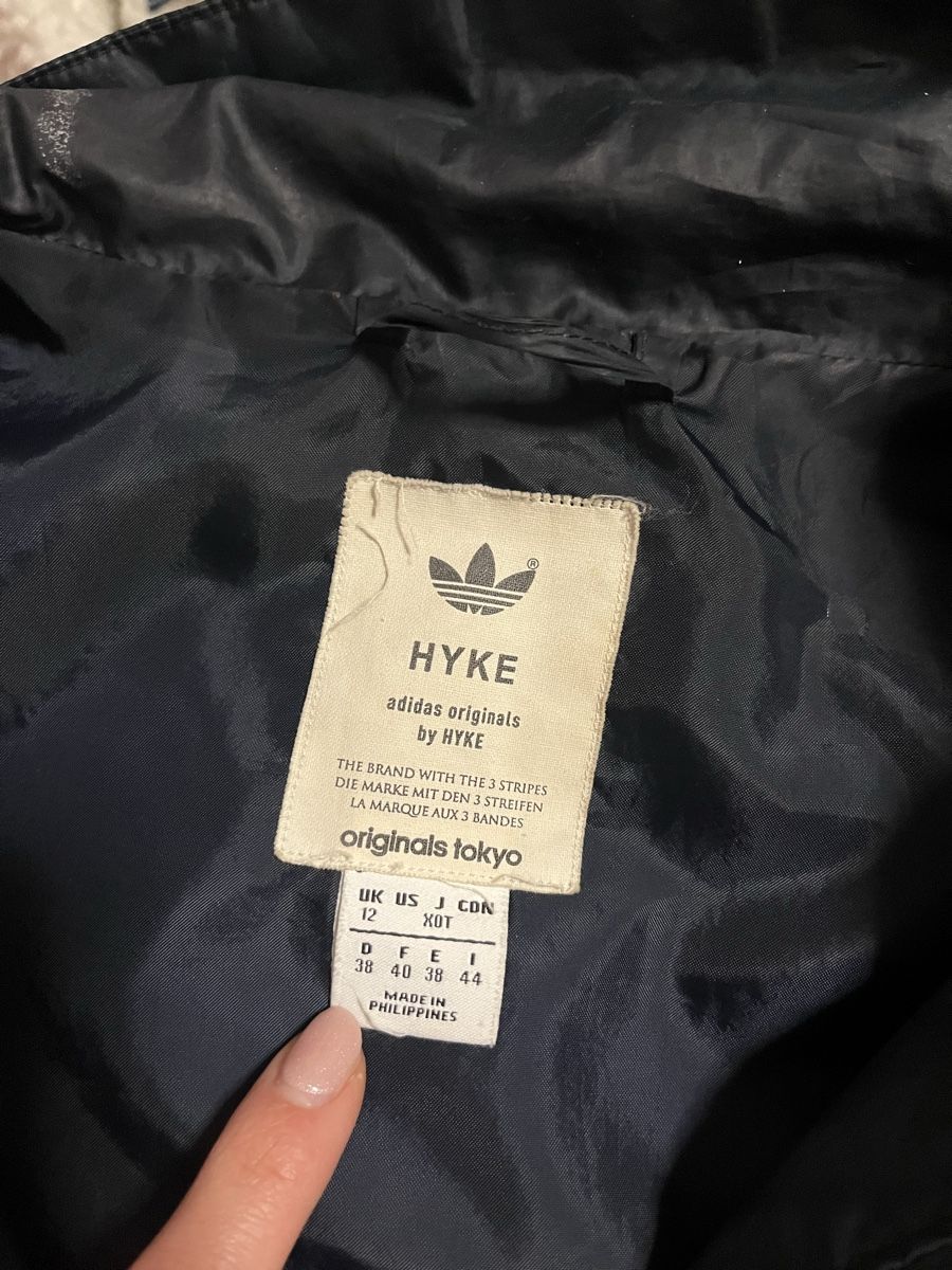 Adidas Giacche: Adidas Sportjacke dunkelblau – Usato da Stadel venduto da Comporta 2