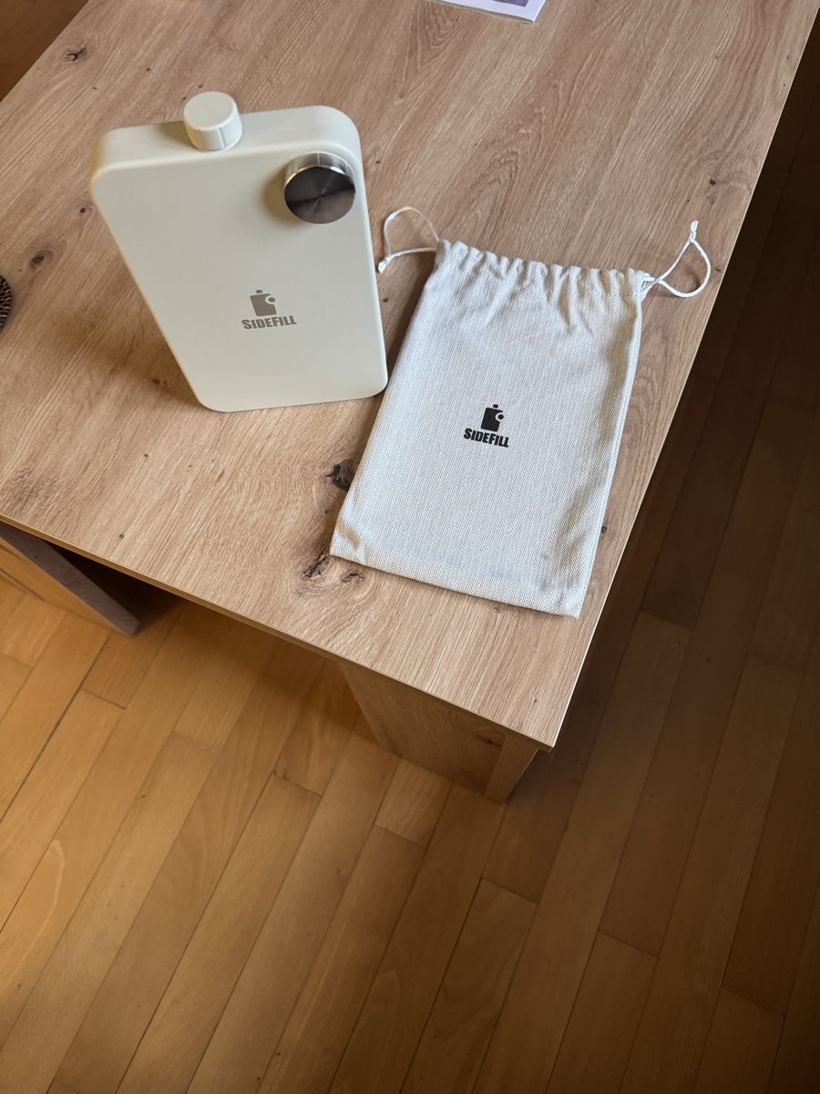 Borracce & Thermos: Sidefill Flachmann beige mit Stoffbeutel neuwertig – Nuovo (secondo la descrizione) da Münchenstein venduto da mbc_sbc8 1