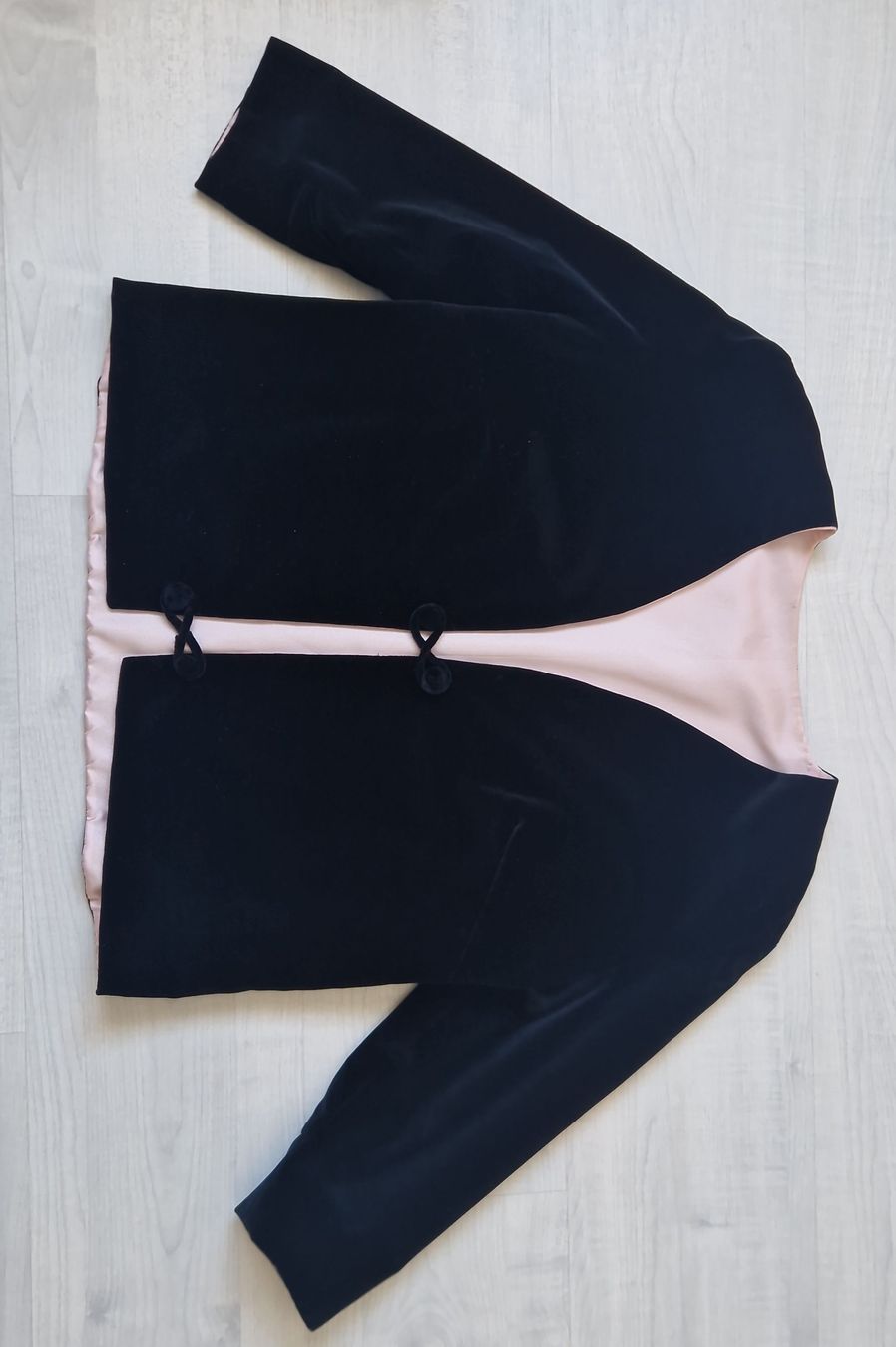 Giacche: Elegante Samt Jacke, Schwarz, Grösse M – Usato da Gwatt (Thun) venduto da Letzte-Chance-II