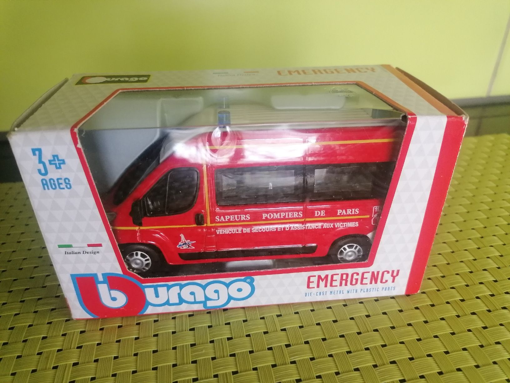 Autoart Modellini d'auto: Burago emergency pompiers Paris – Nuovo (secondo la descrizione) da Biberist venduto da troedlerheinz 1