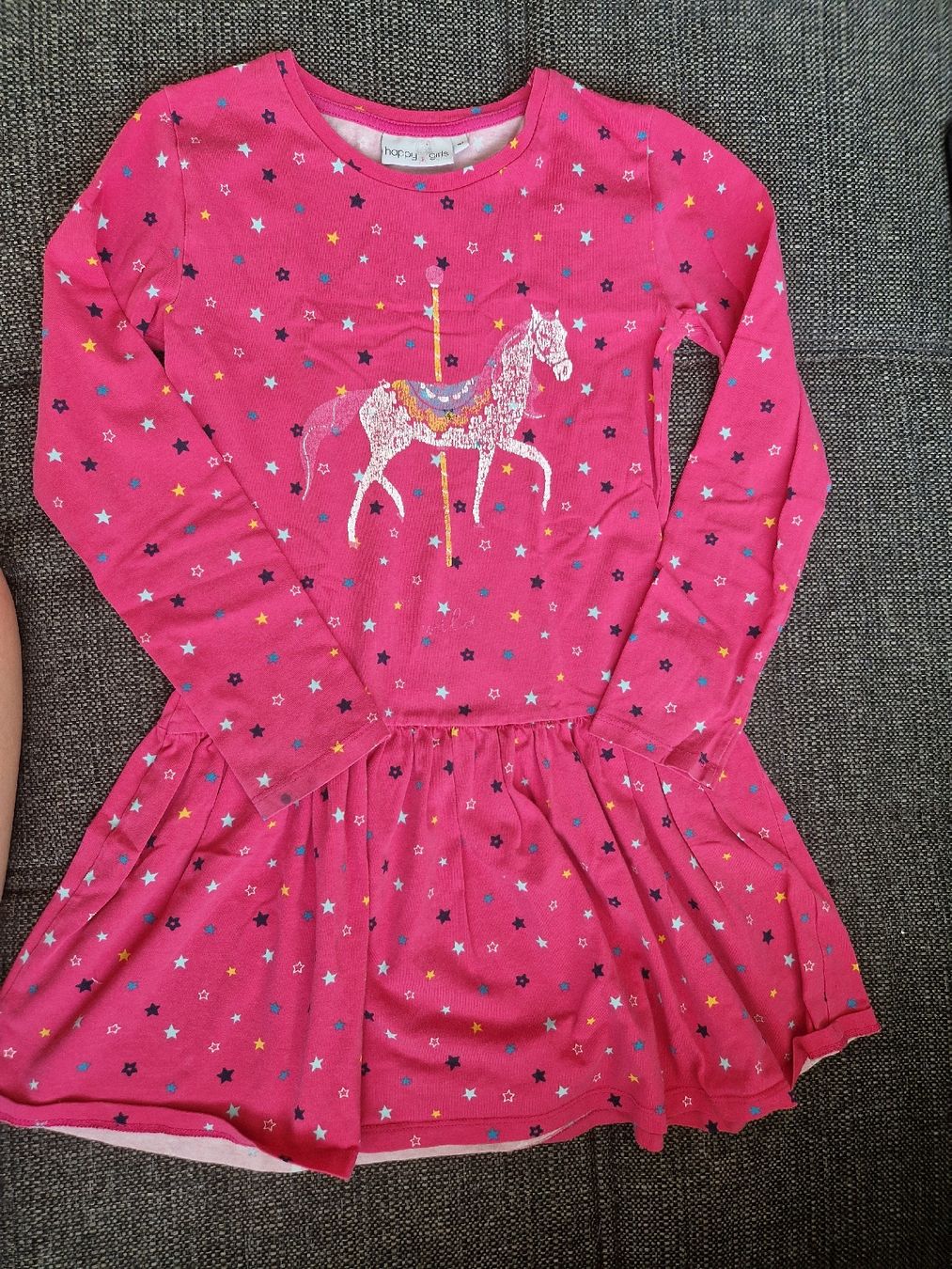 Robes et jupes: Kleid mit Pferd Gr 140 – D'occasion à Zollikerberg par nmonika