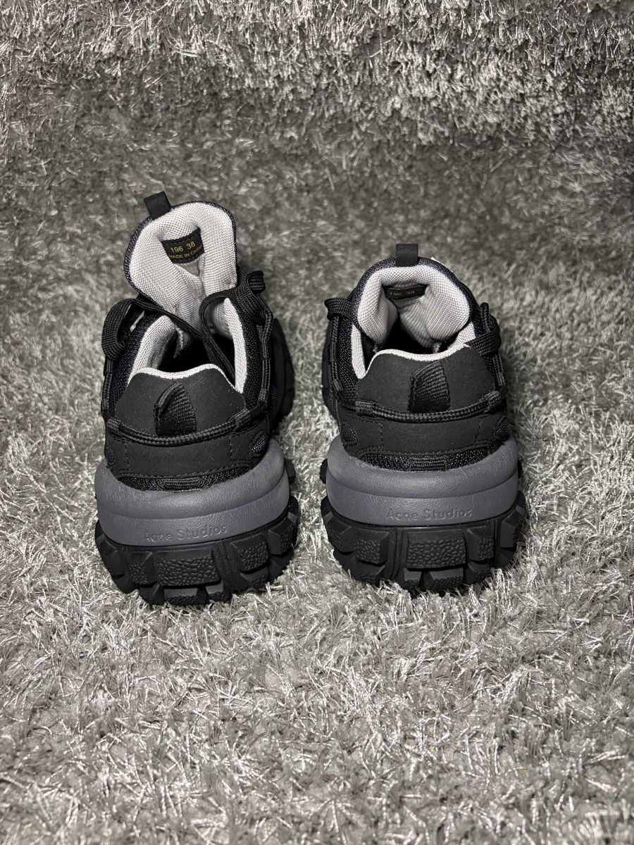 Acne Studios Scarpe da donna: Acne Studios Black Sneakers Size 38  – Nuovo (secondo la descrizione) da Brislach venduto da edu_t6pq 3