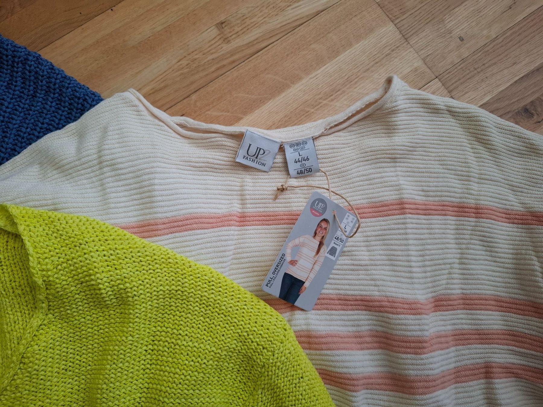 Lotti di vestiti: Neu; 3er Set leichte Pullover, Grösse 44/46/50 – Nuovo e nell'imballaggio originale da Zürich venduto da zhch15 1