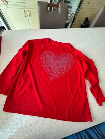 Maglia rossa cuore 8XL (veste XL/XXL)