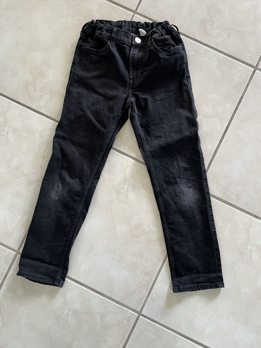 H&M Pantalons: Jeans Gr. 140 – D'occasion à Wallisellen par Kaktus8304