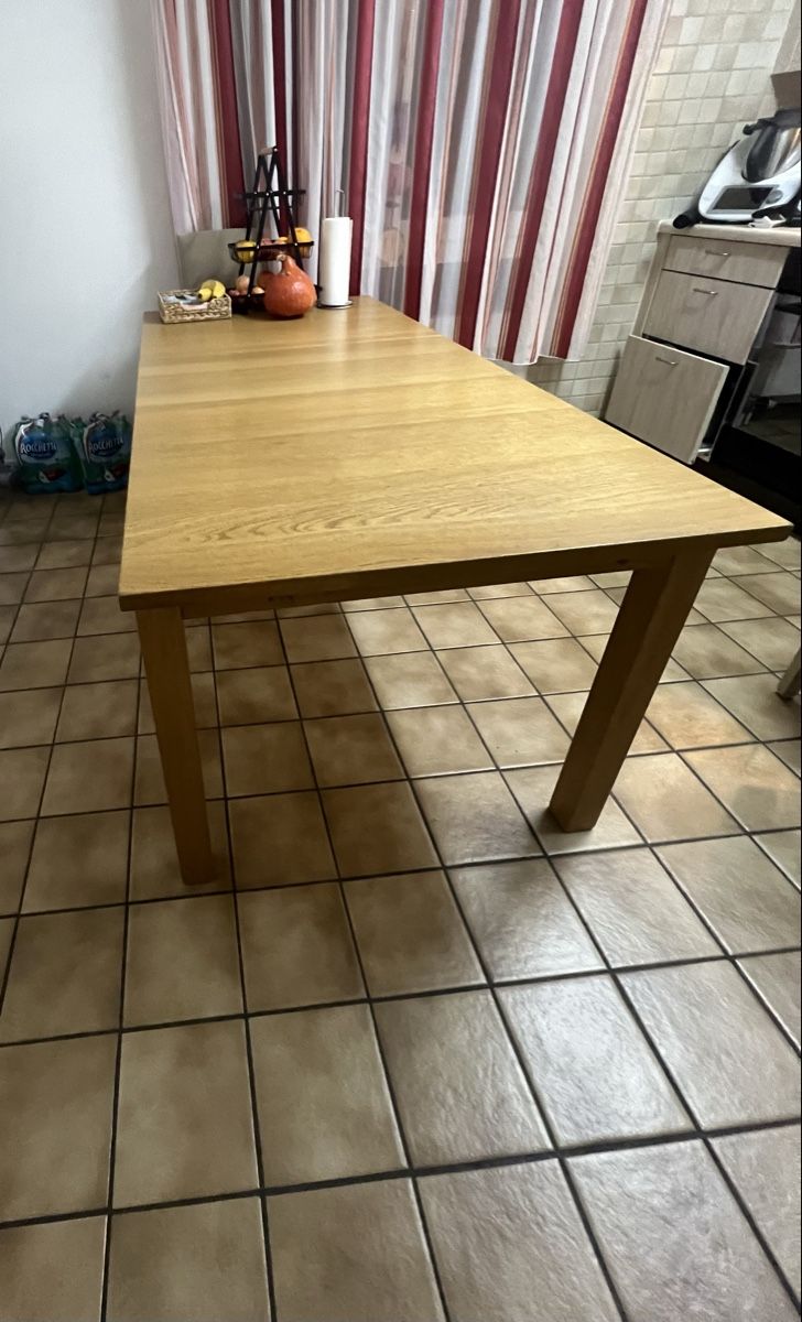 Tavoli: Tisch – Usato da Dietikon venduto da salvodomi