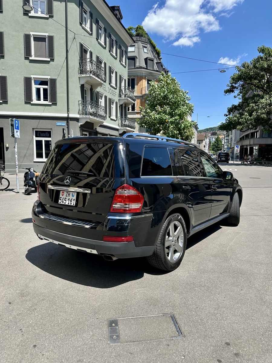Mercedes-Benz Automobili: MERCEDES-BENZ GL 320 CDI – Usato da Zürich venduto da Ironmaratoni 3